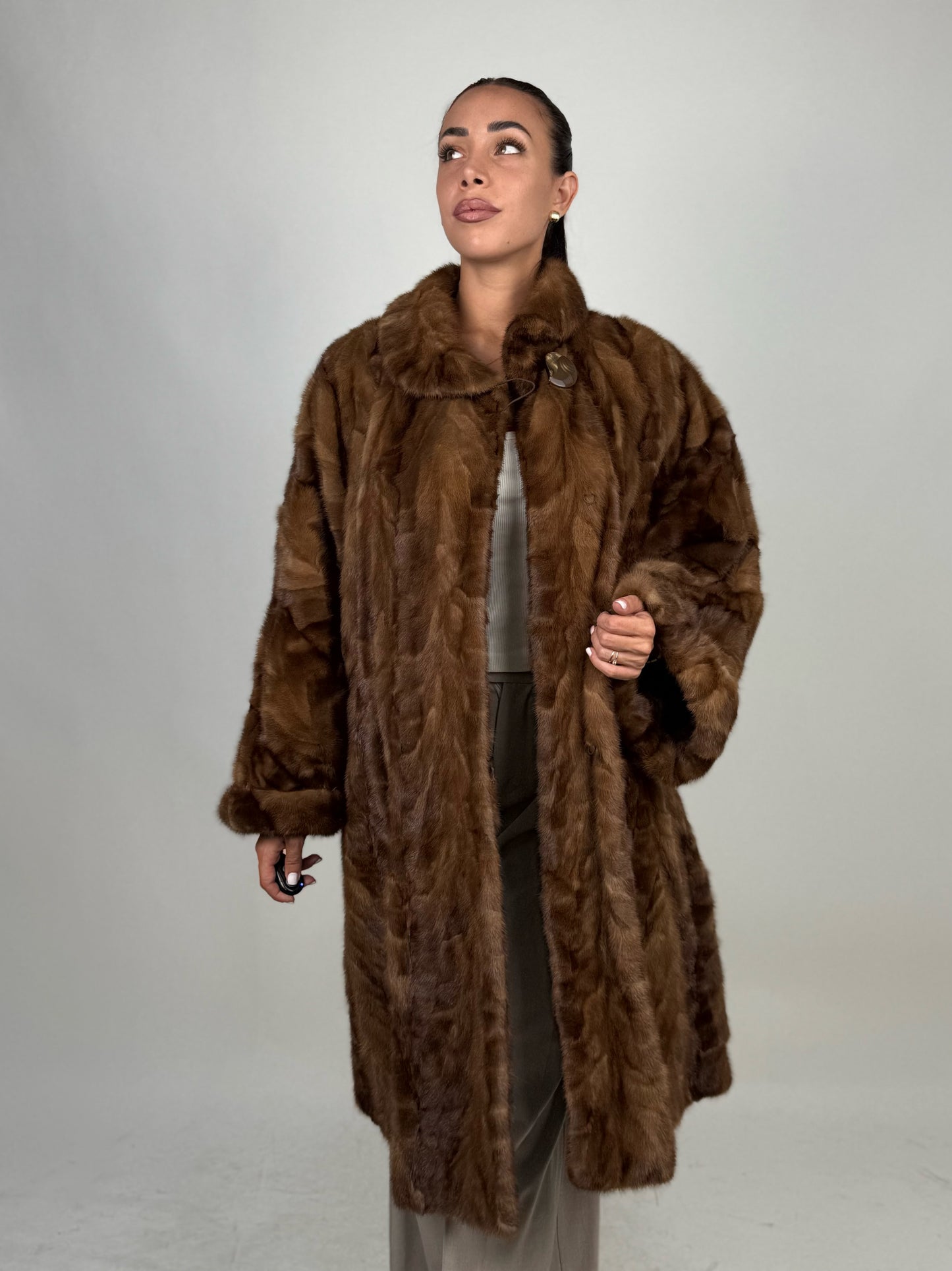 Cappotto in visone N692