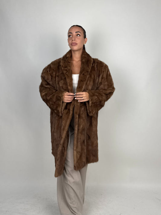 Cappotto in visone N693