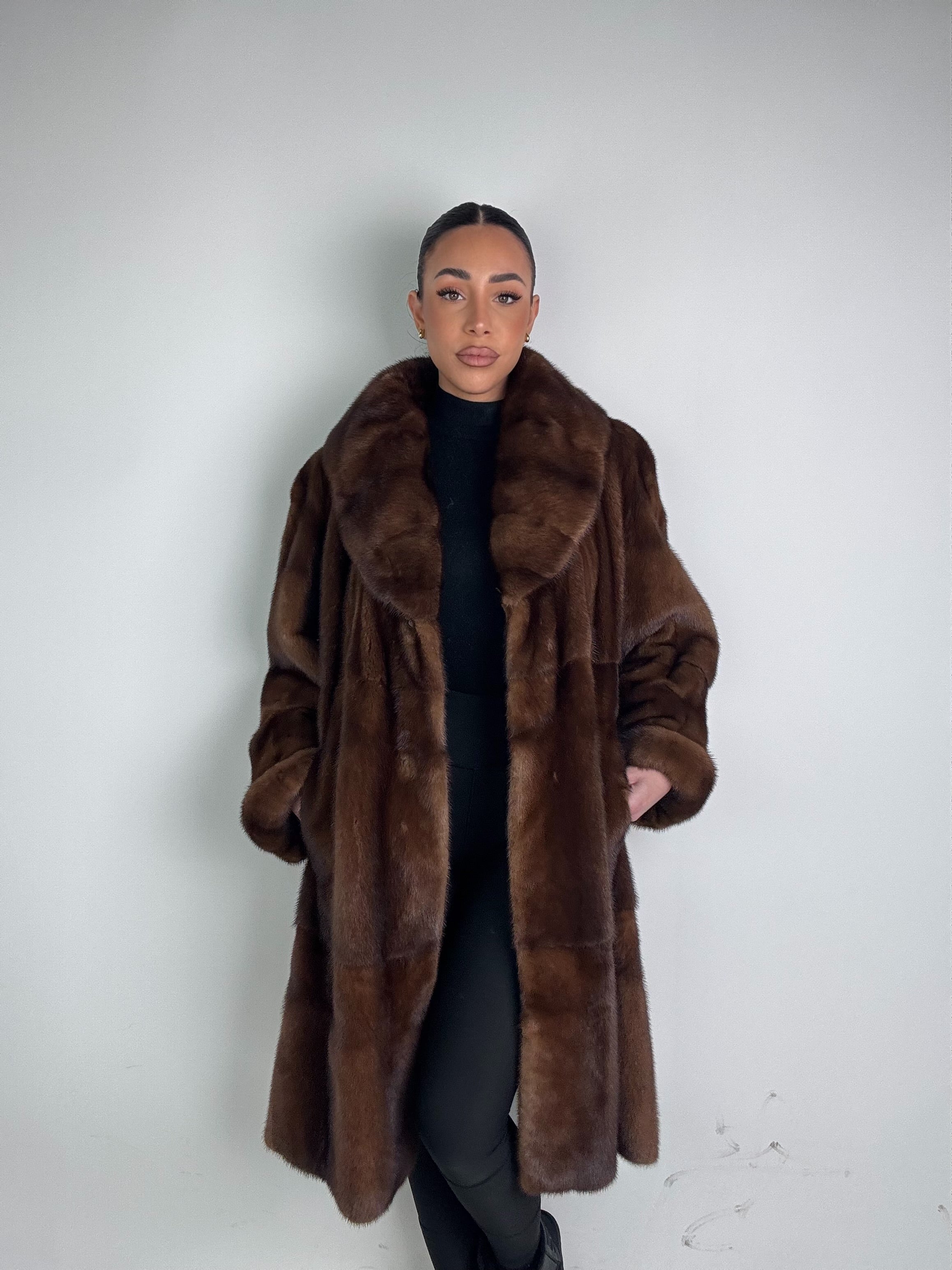 Cappotto in visone N494
