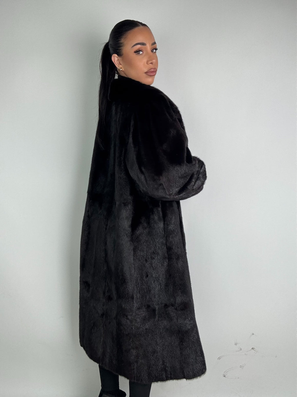 Cappotto in visone N495