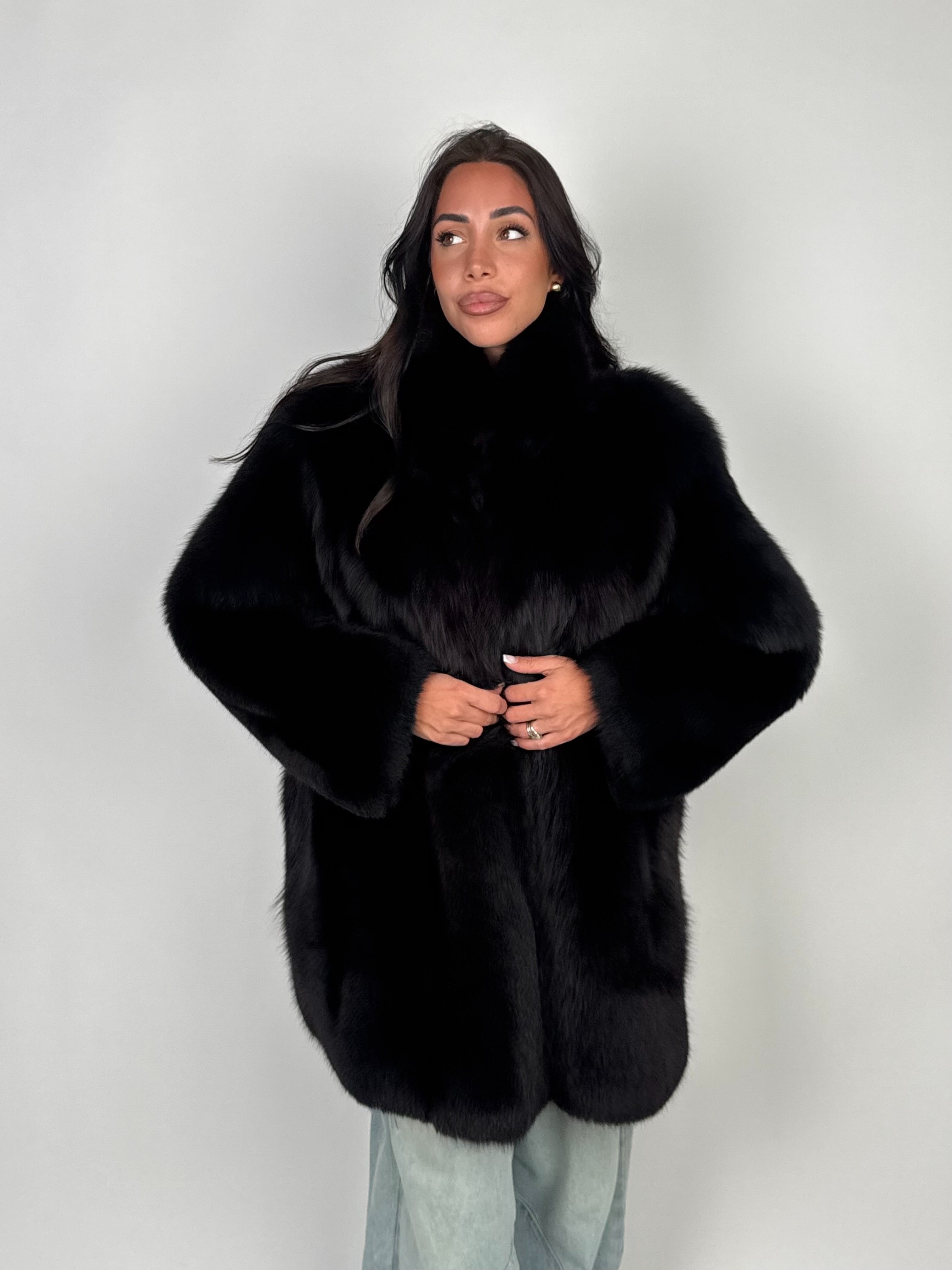 Giacca in volpe total black N692
