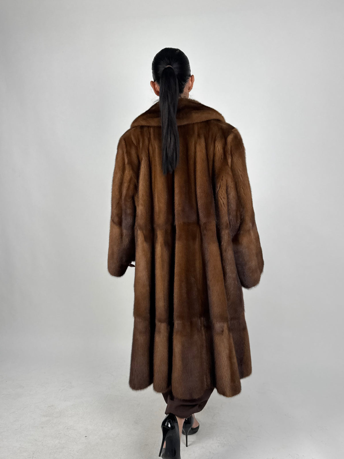 Cappotto in visone N740