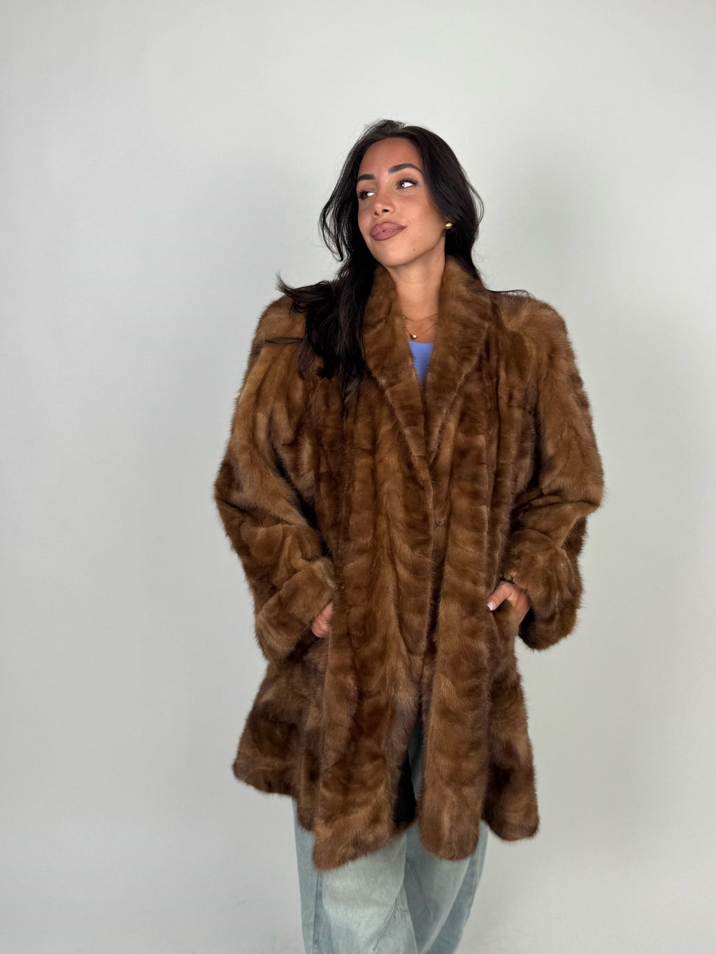 Cappotto in visone N661