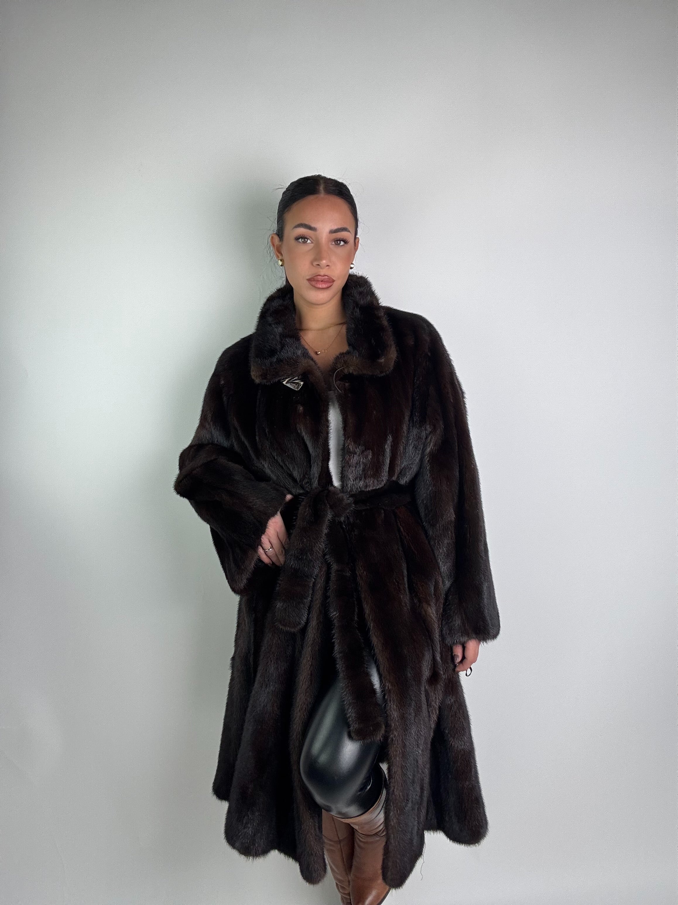 Cappotto in visone N380