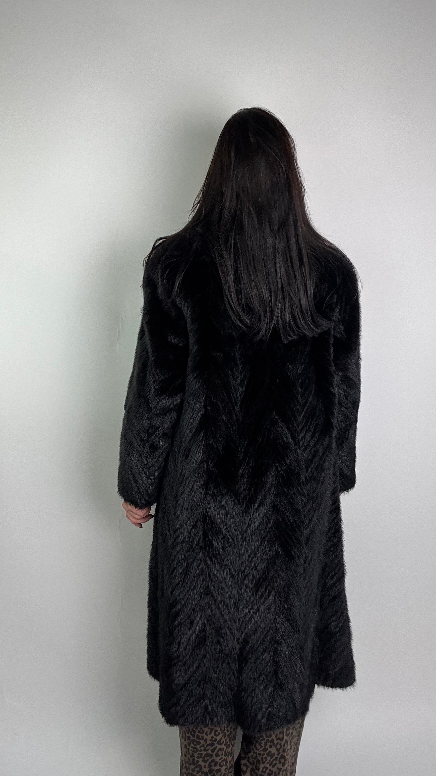 Cappotto in visone N377