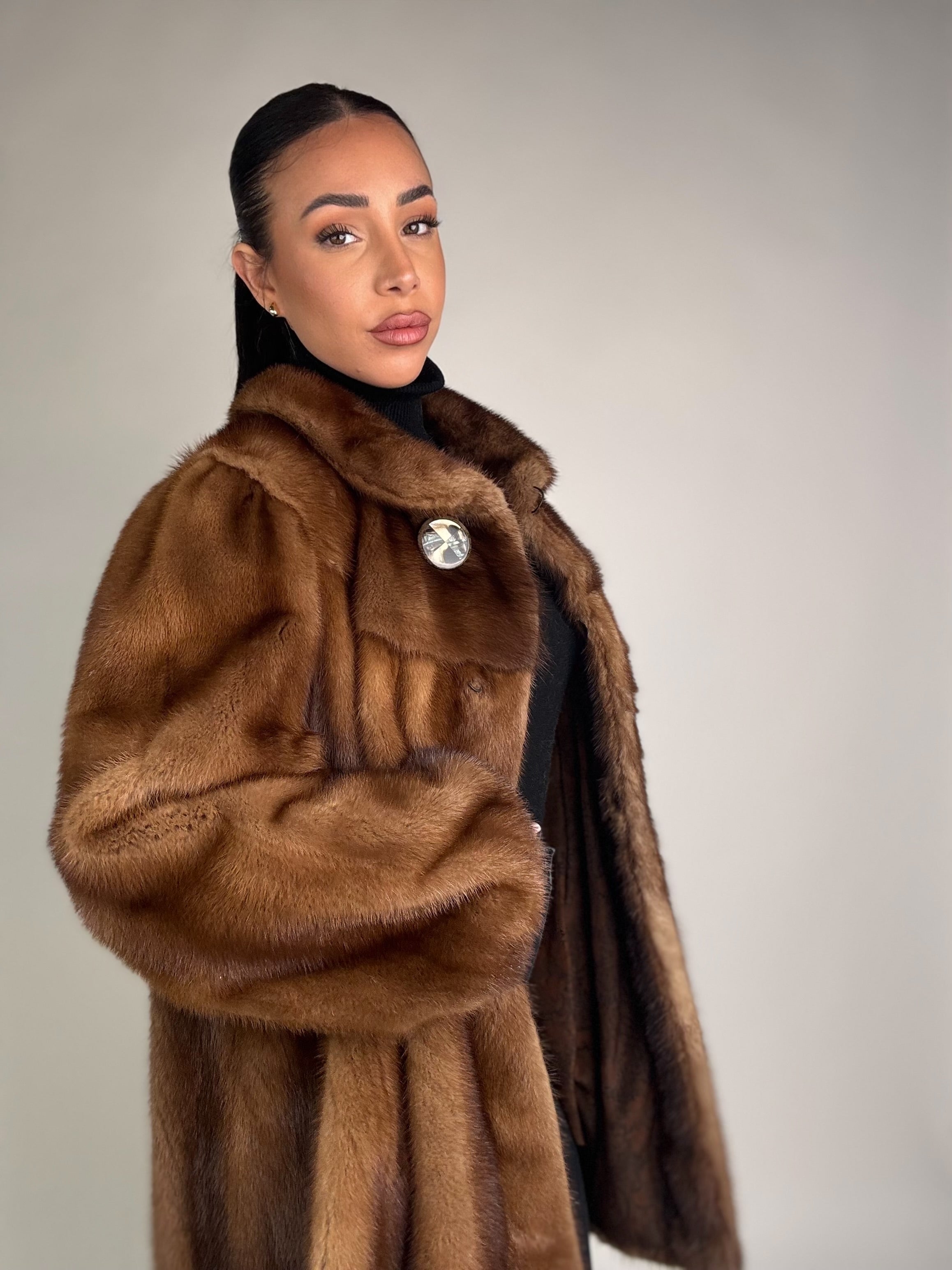 Cappotto in visone N431