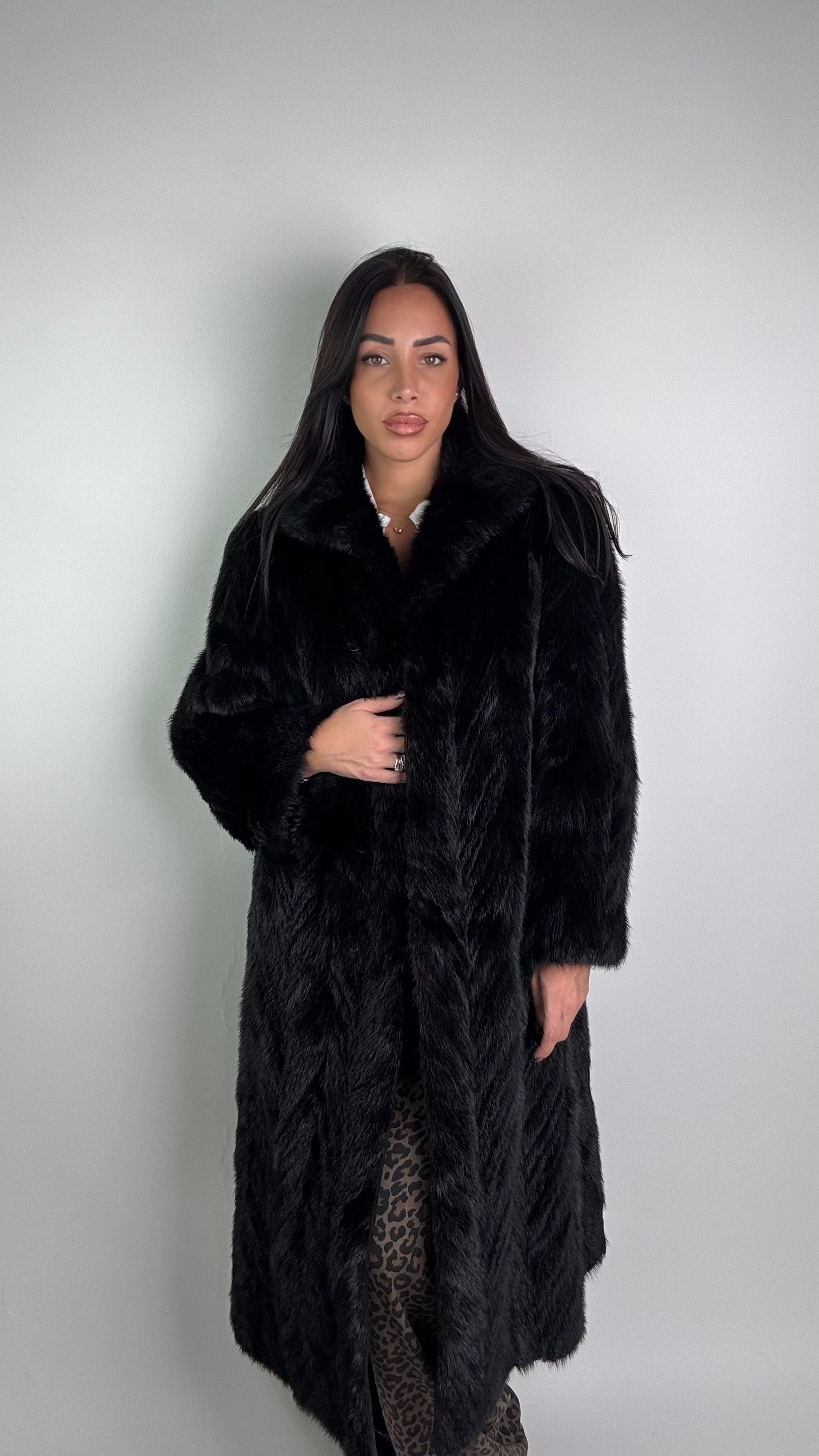 Cappotto in visone N377