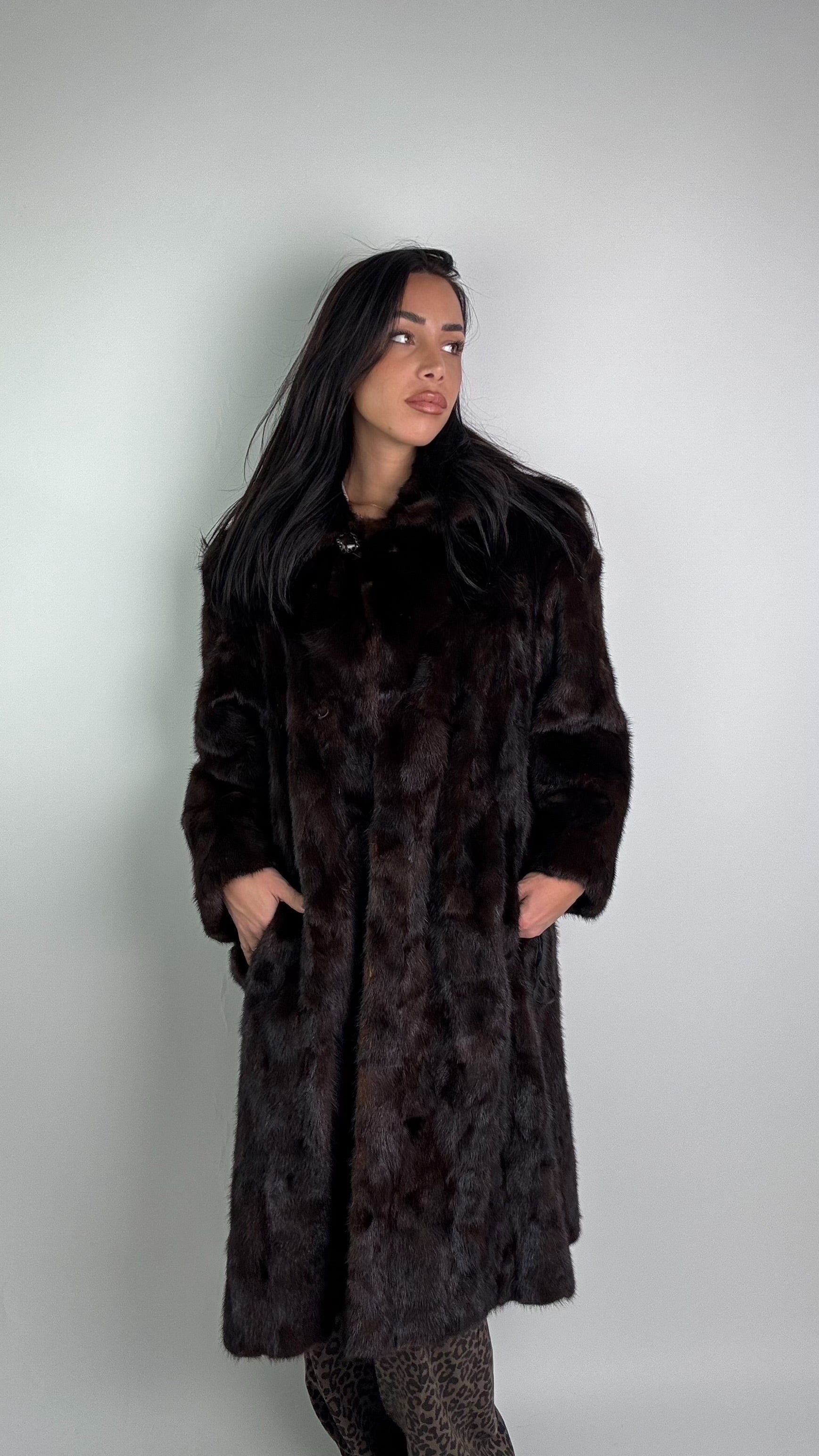 Cappotto in visone N375