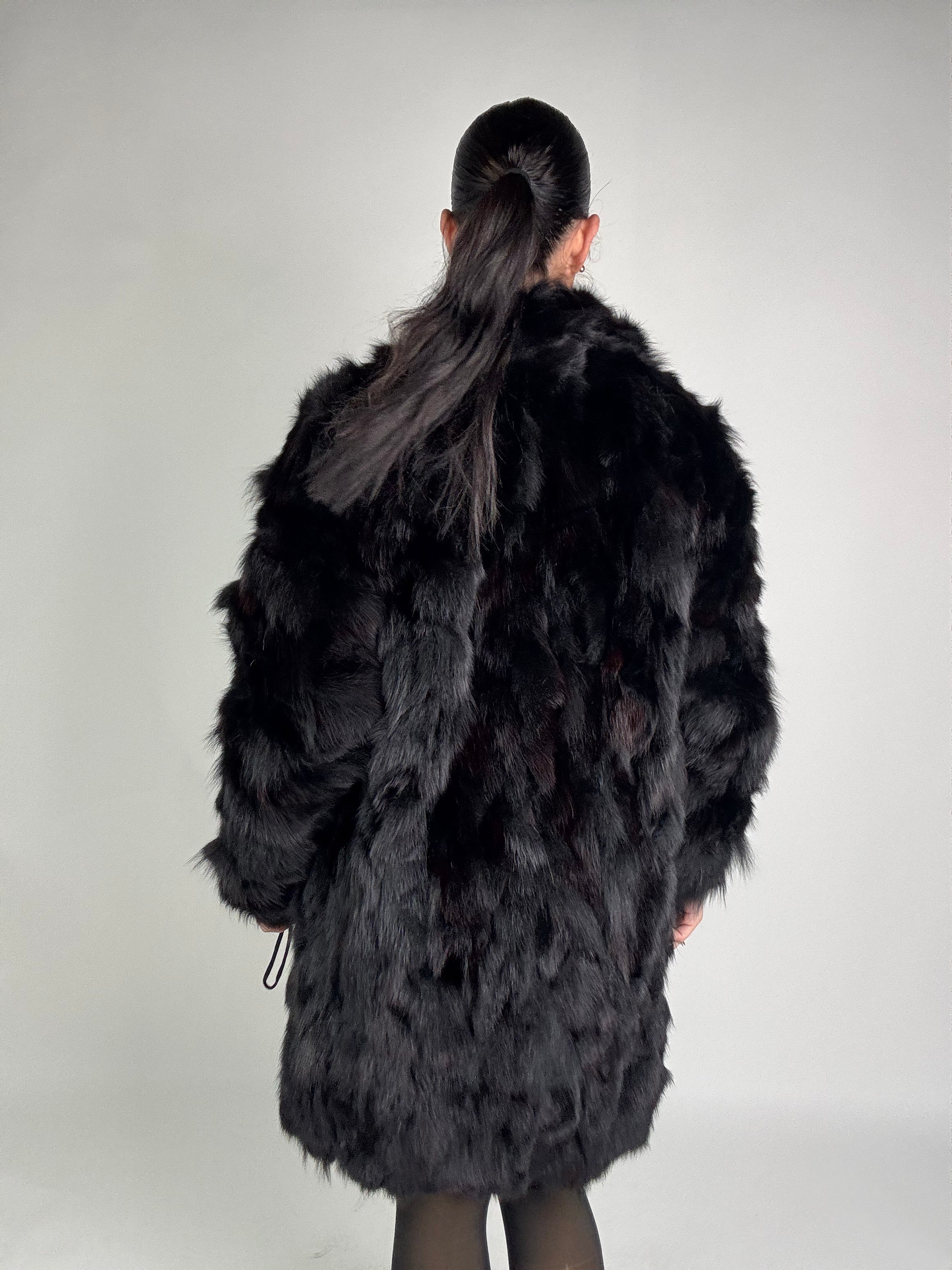 Giacca in volpe total black N159