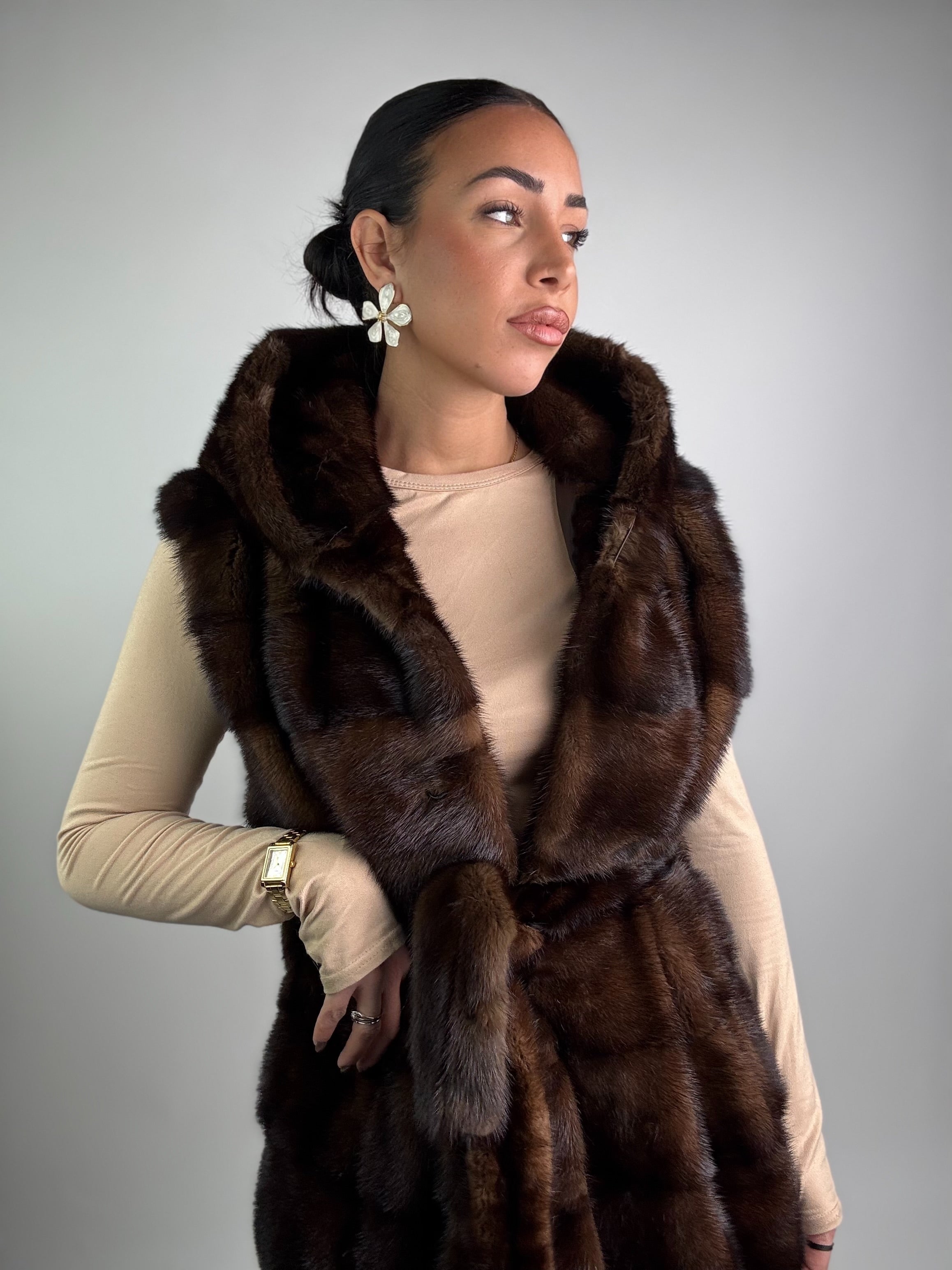 Smanicato in visone cintura e cappuccio N118