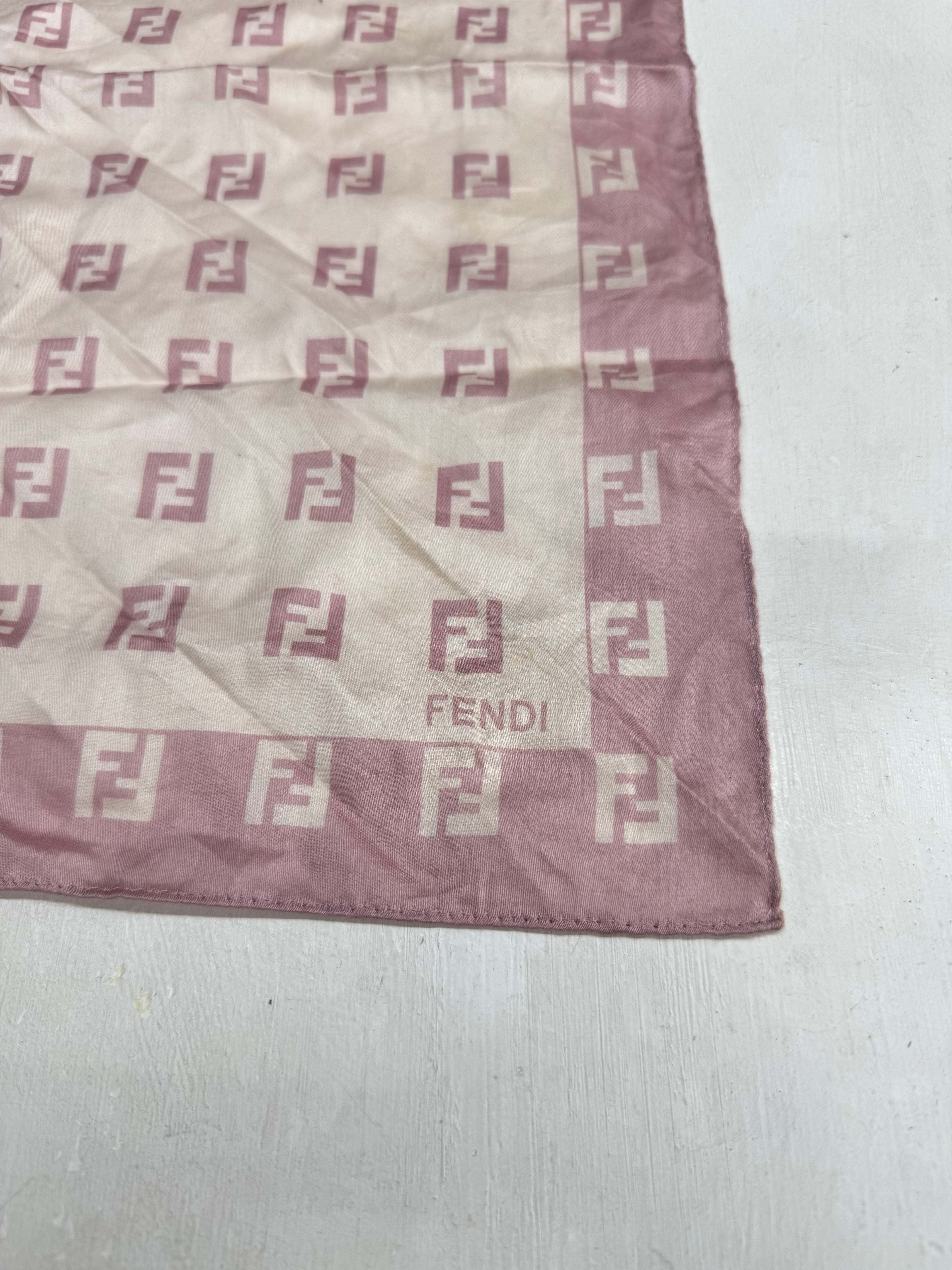 Foulard  Fendi