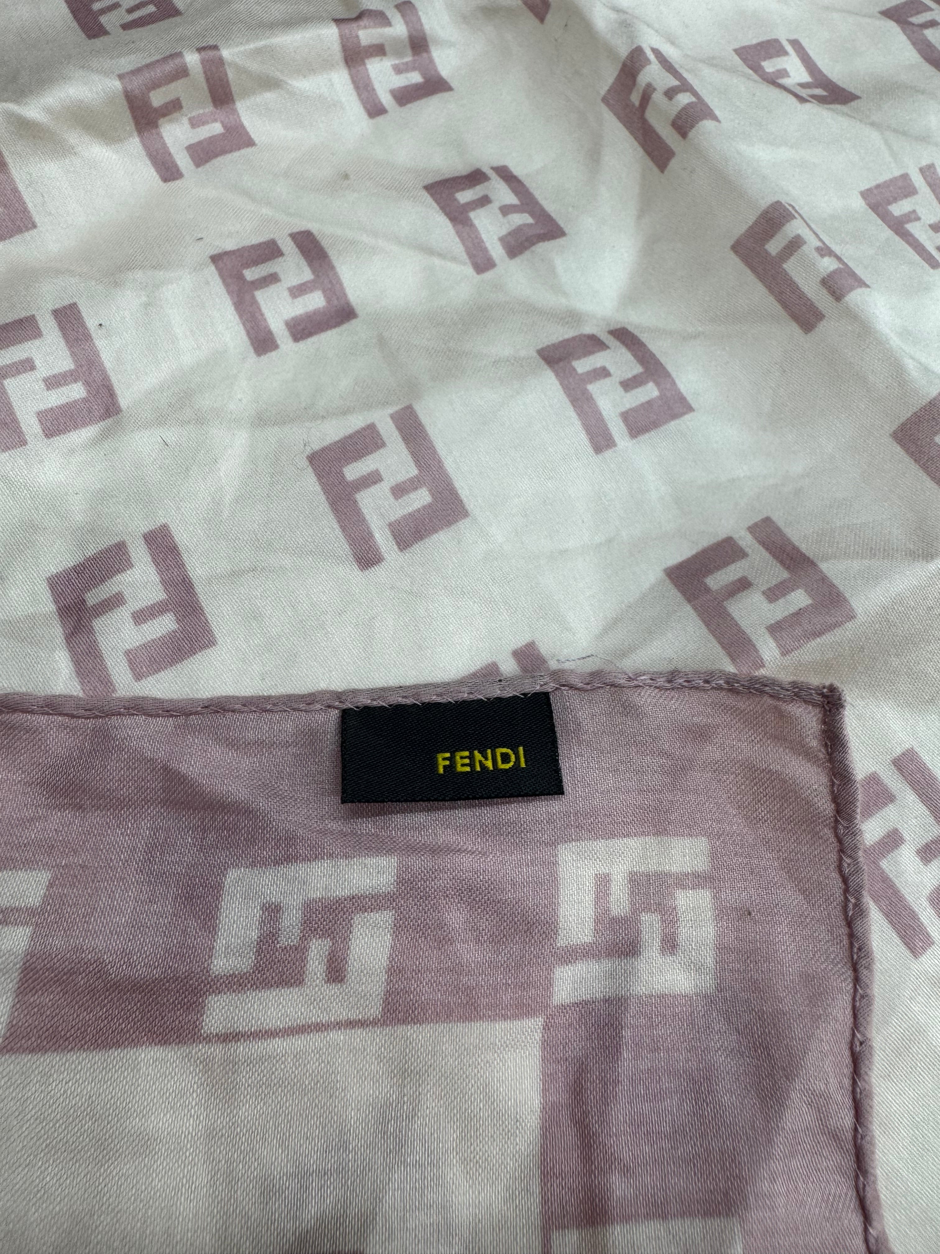 Foulard  Fendi