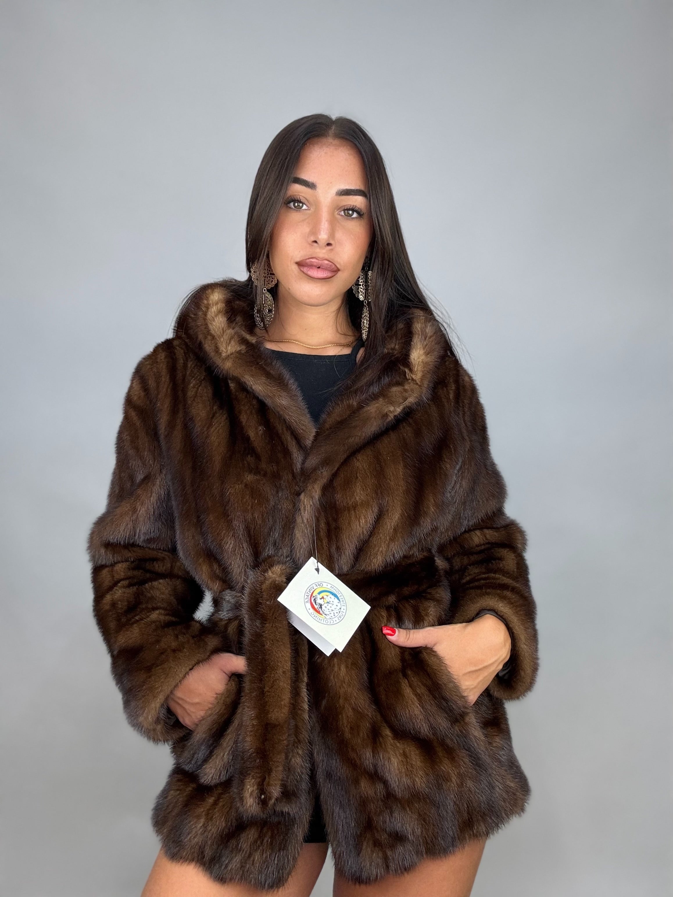 Giacca in visone cintura e cappuccio