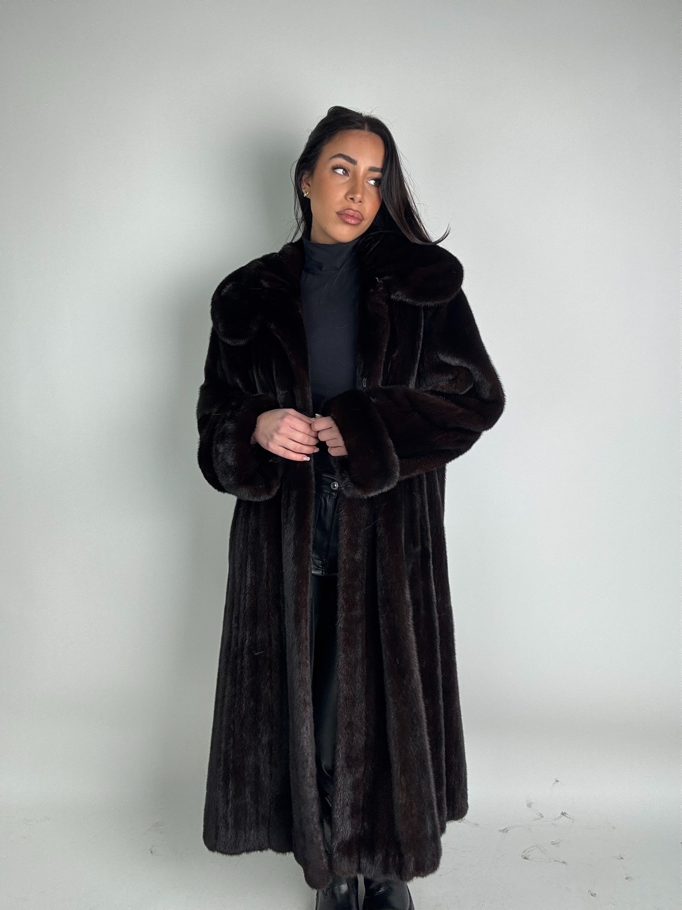 Cappotto in visone N499