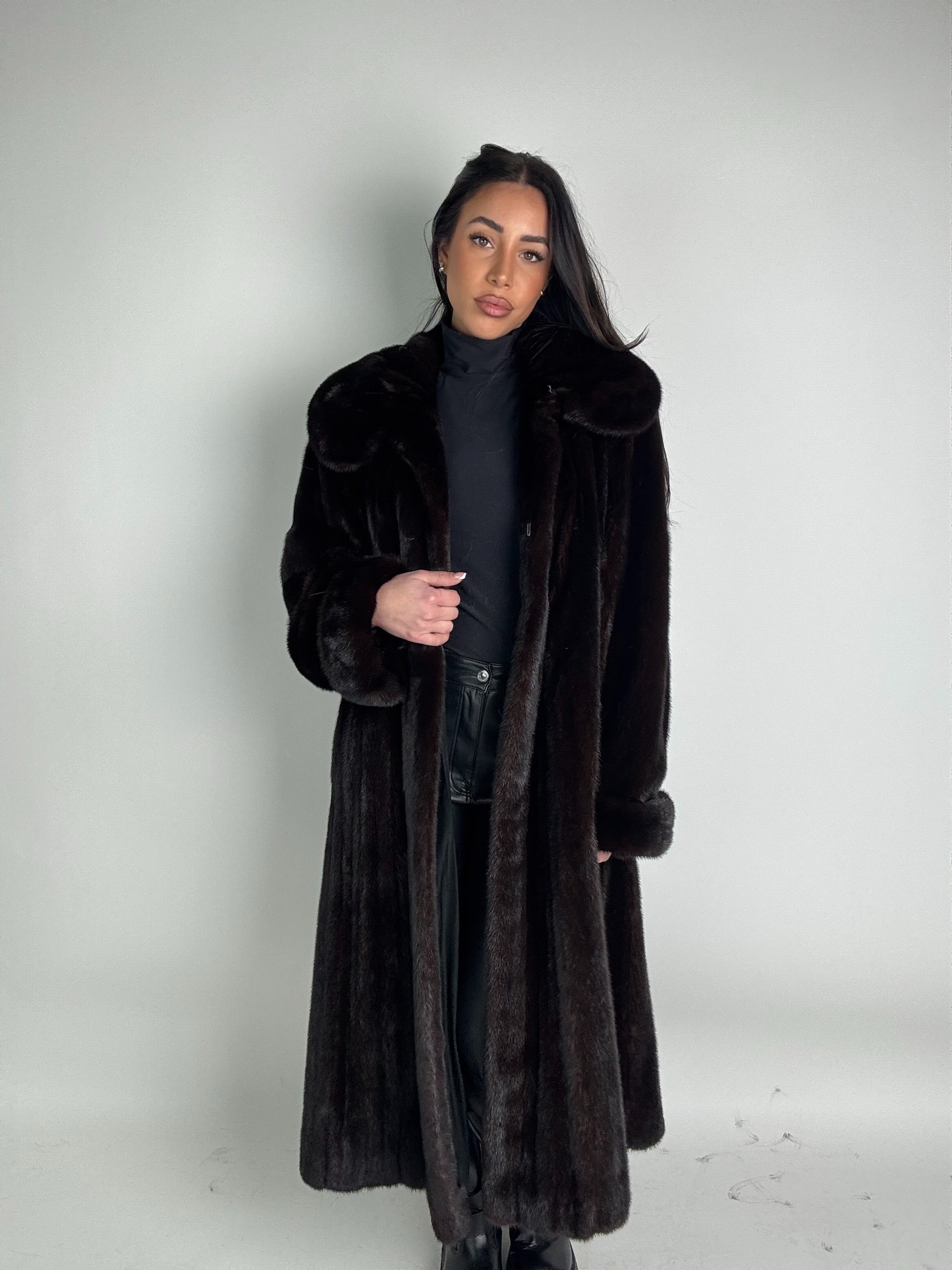 Cappotto in visone N499