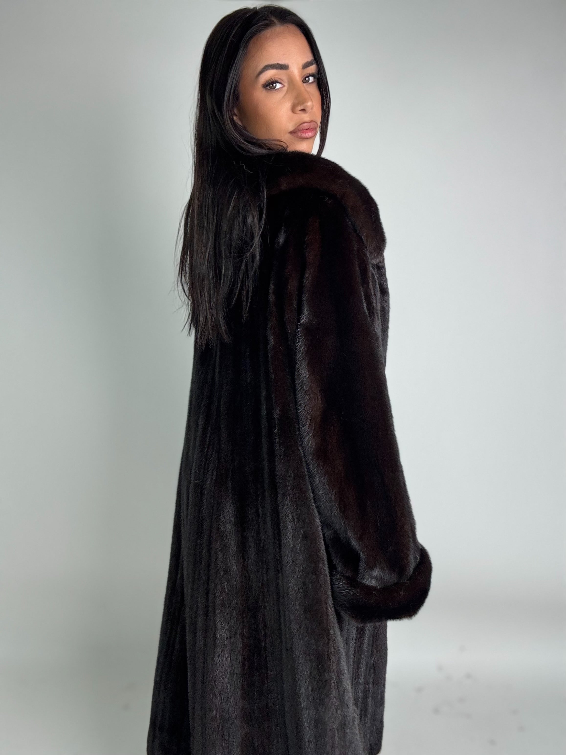 Cappotto in visone N499