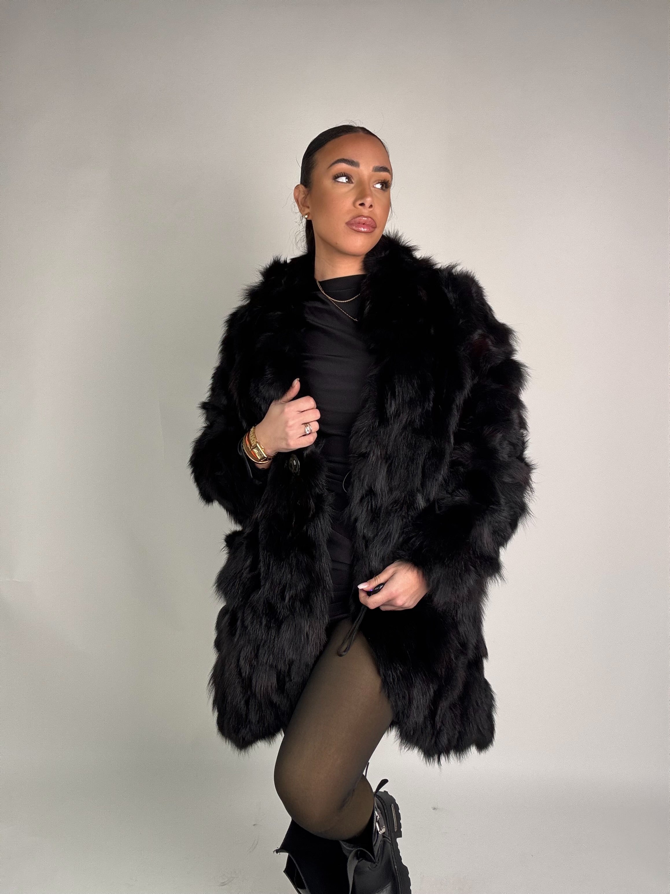 Giacca in volpe total black N159