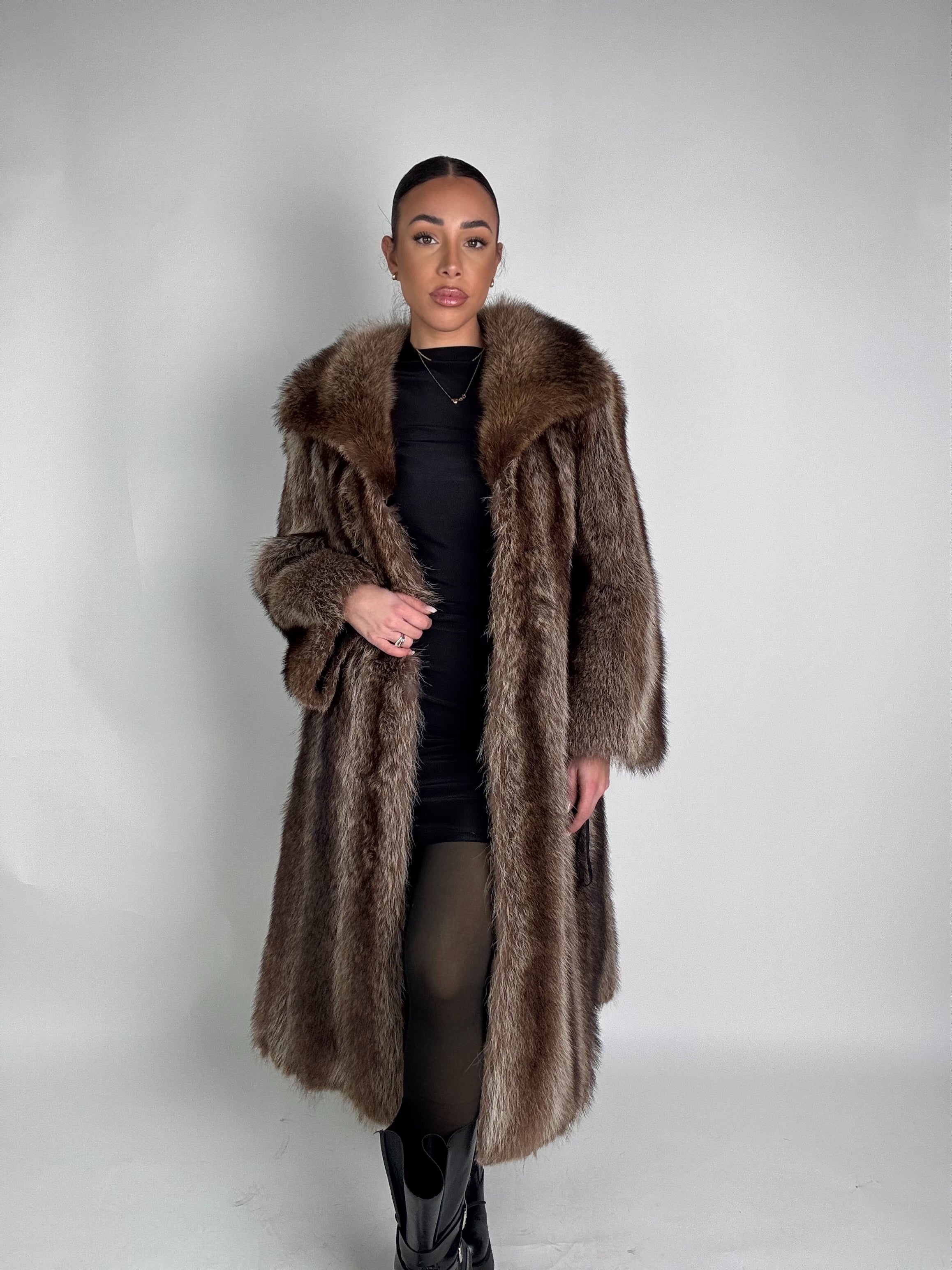 Cappotto in marmotta N409