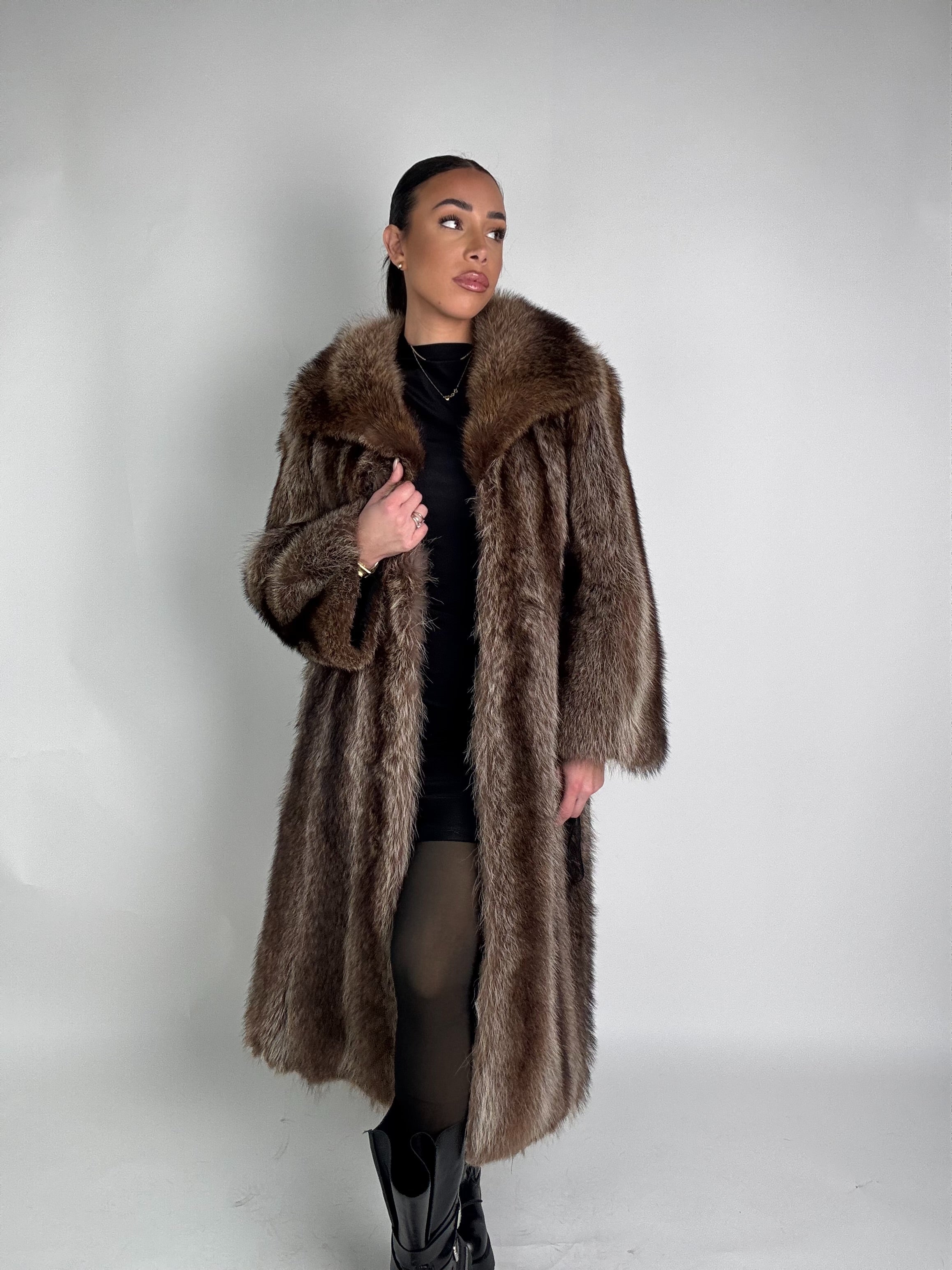 Cappotto in marmotta N409