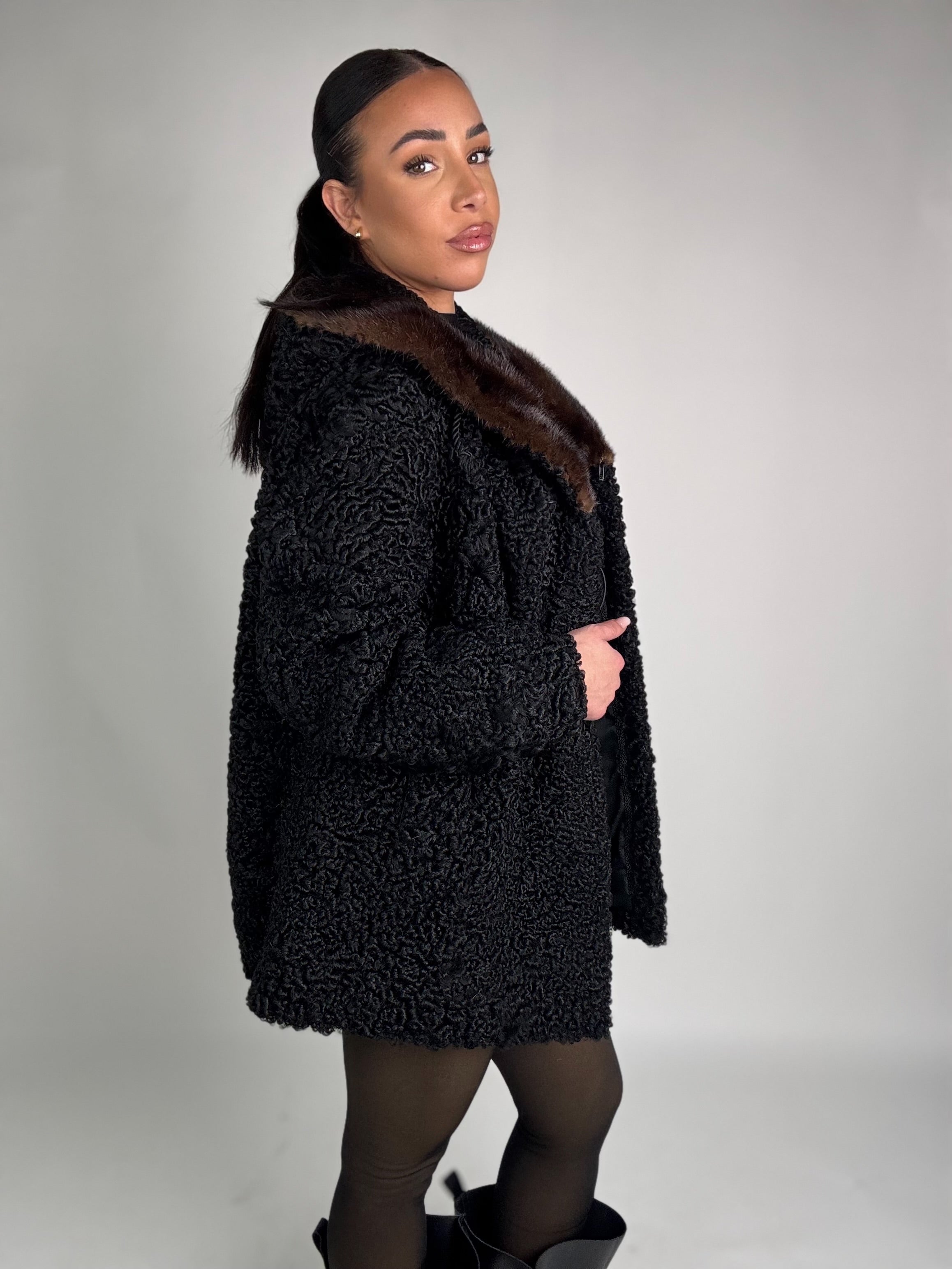 Giacca in astrakan e visone N36