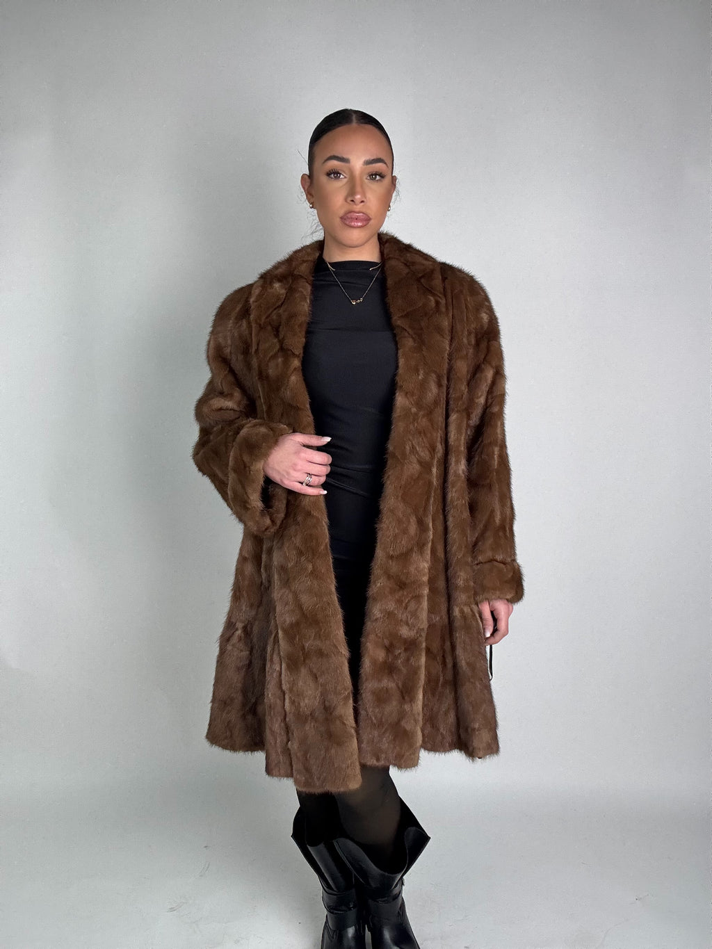 Cappotto in visone N433