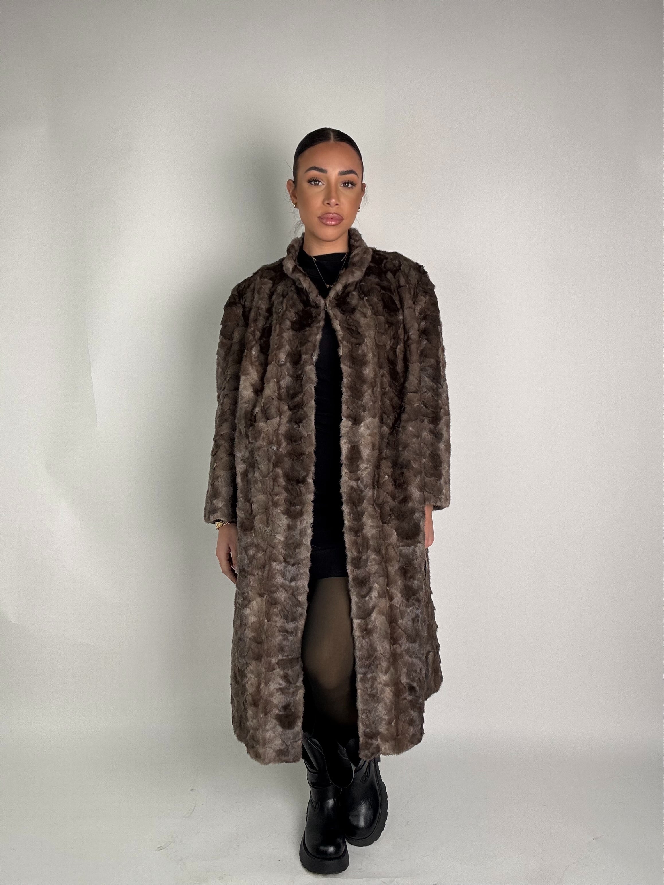 Cappotto in visone N434