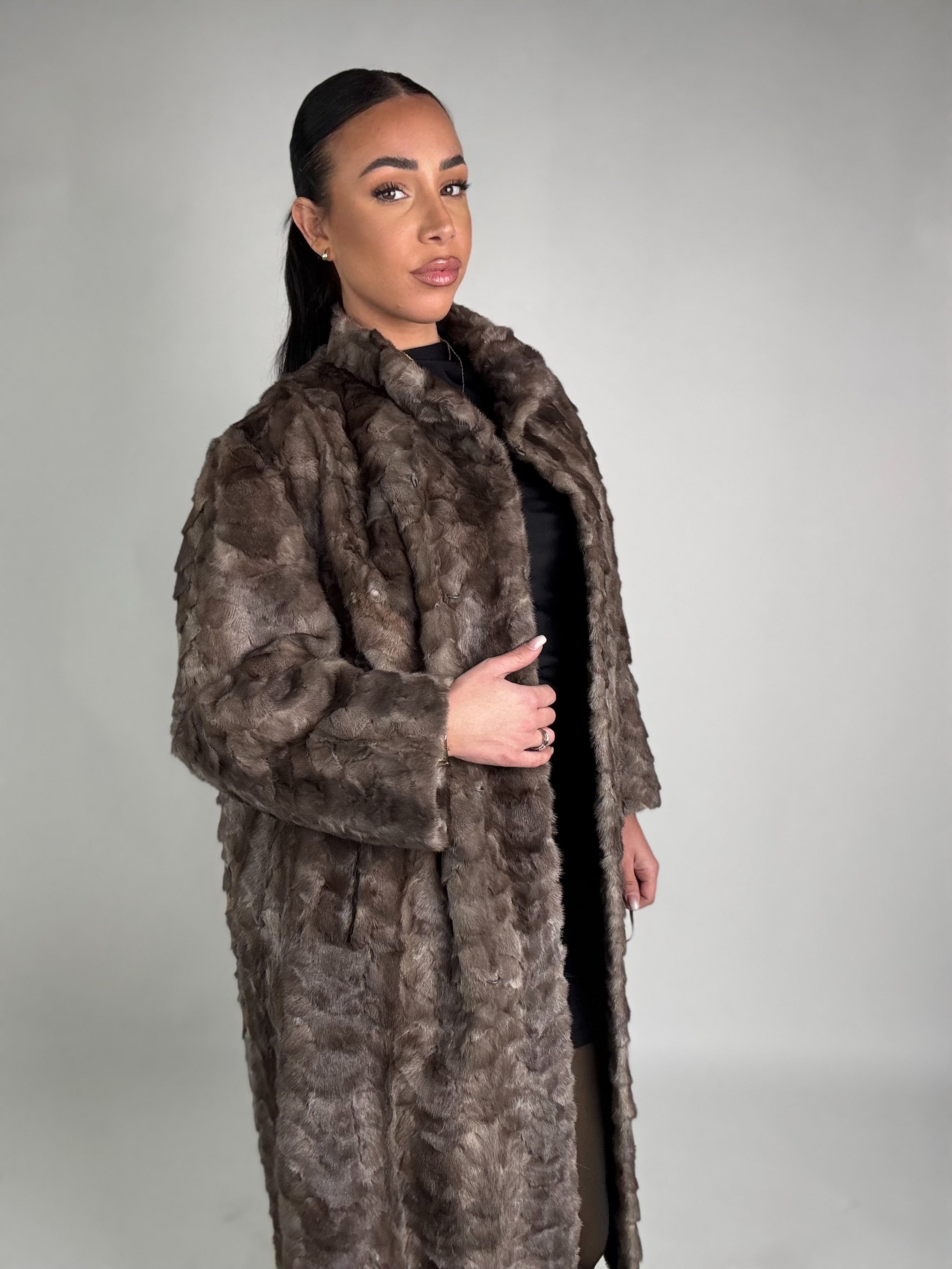 Cappotto in visone N434