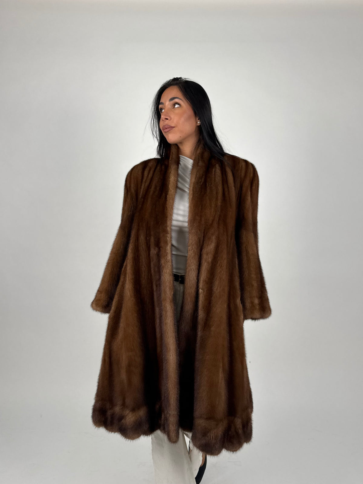 Cappotto in visone N744