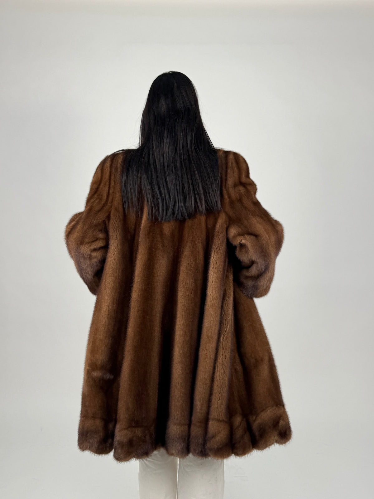 Cappotto in visone N744