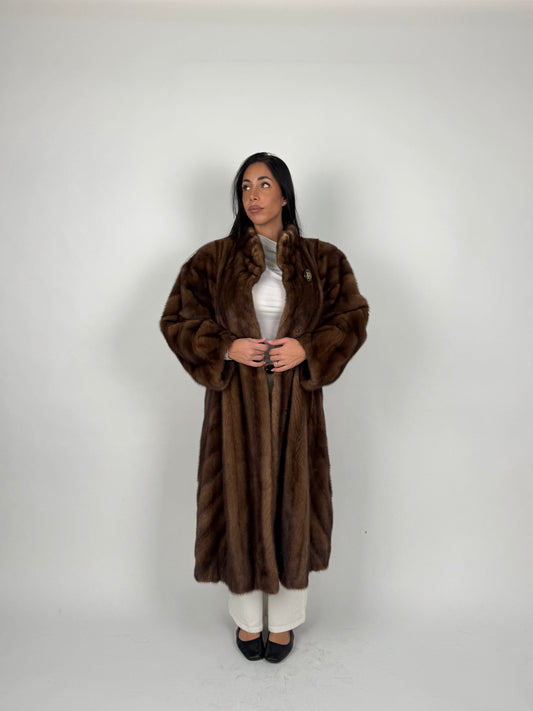 Cappotto in visone N745