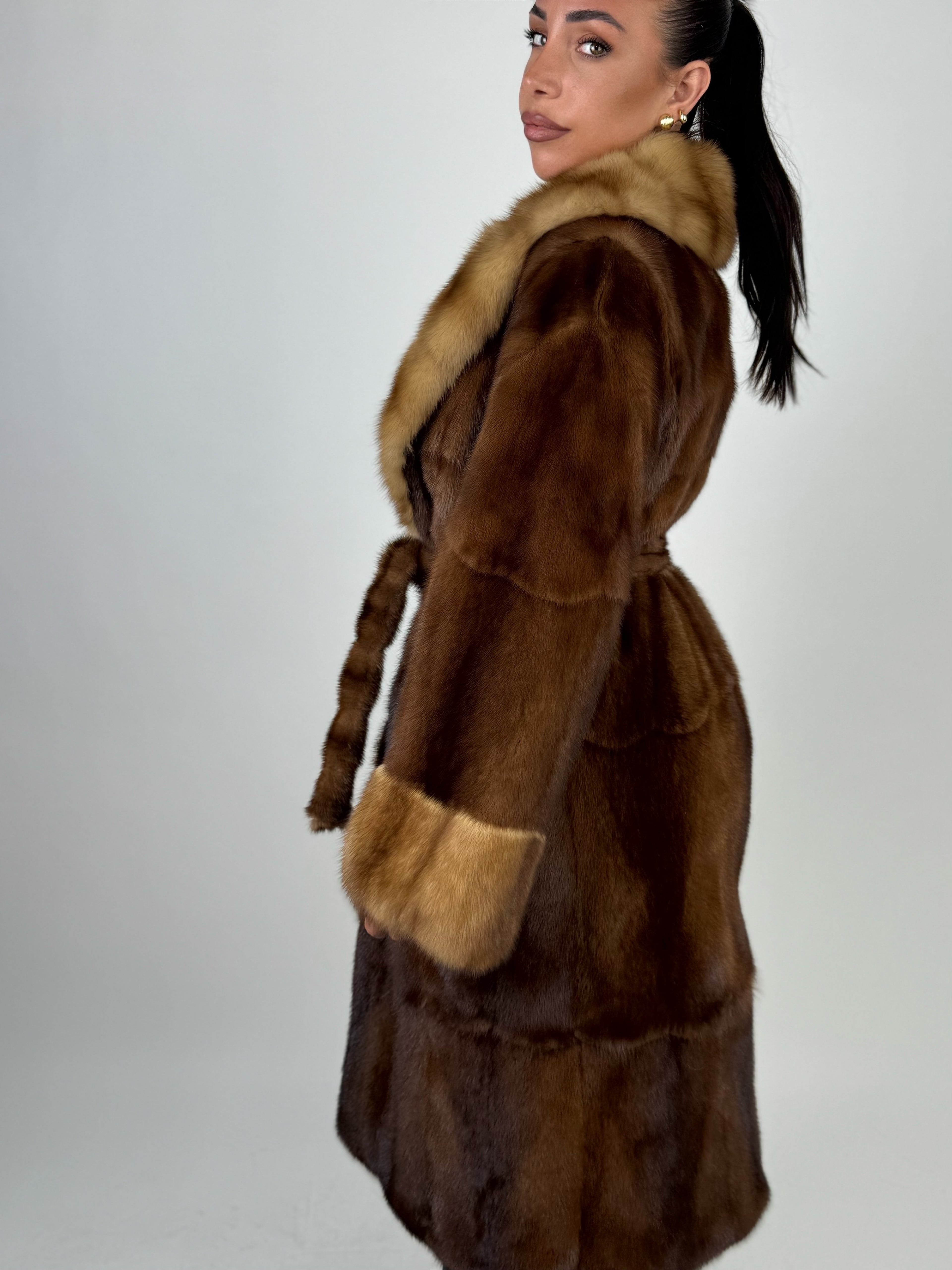 Cappotto in visone e zibellino N662