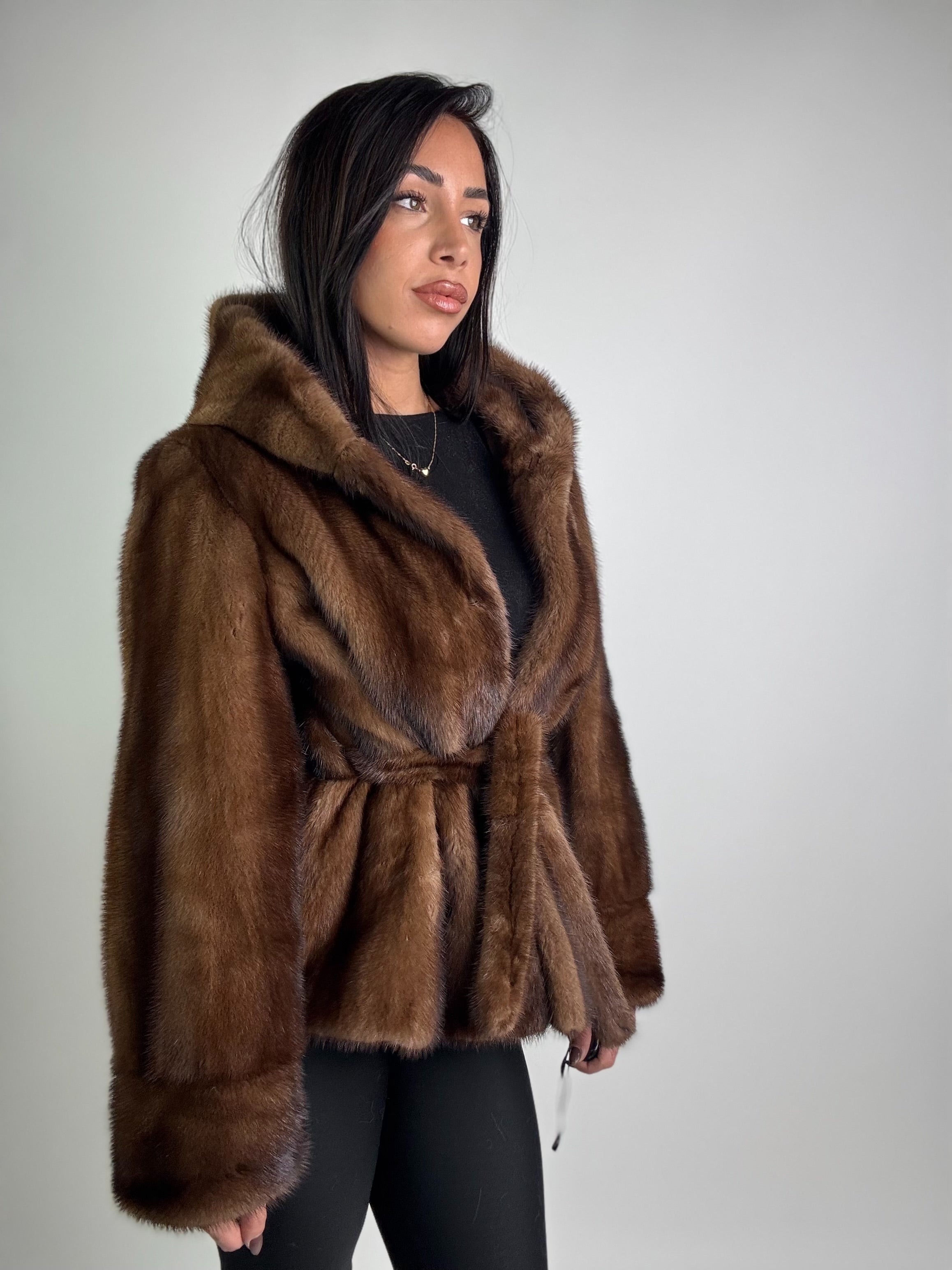 Giacca in visone cintura e cappuccio N121