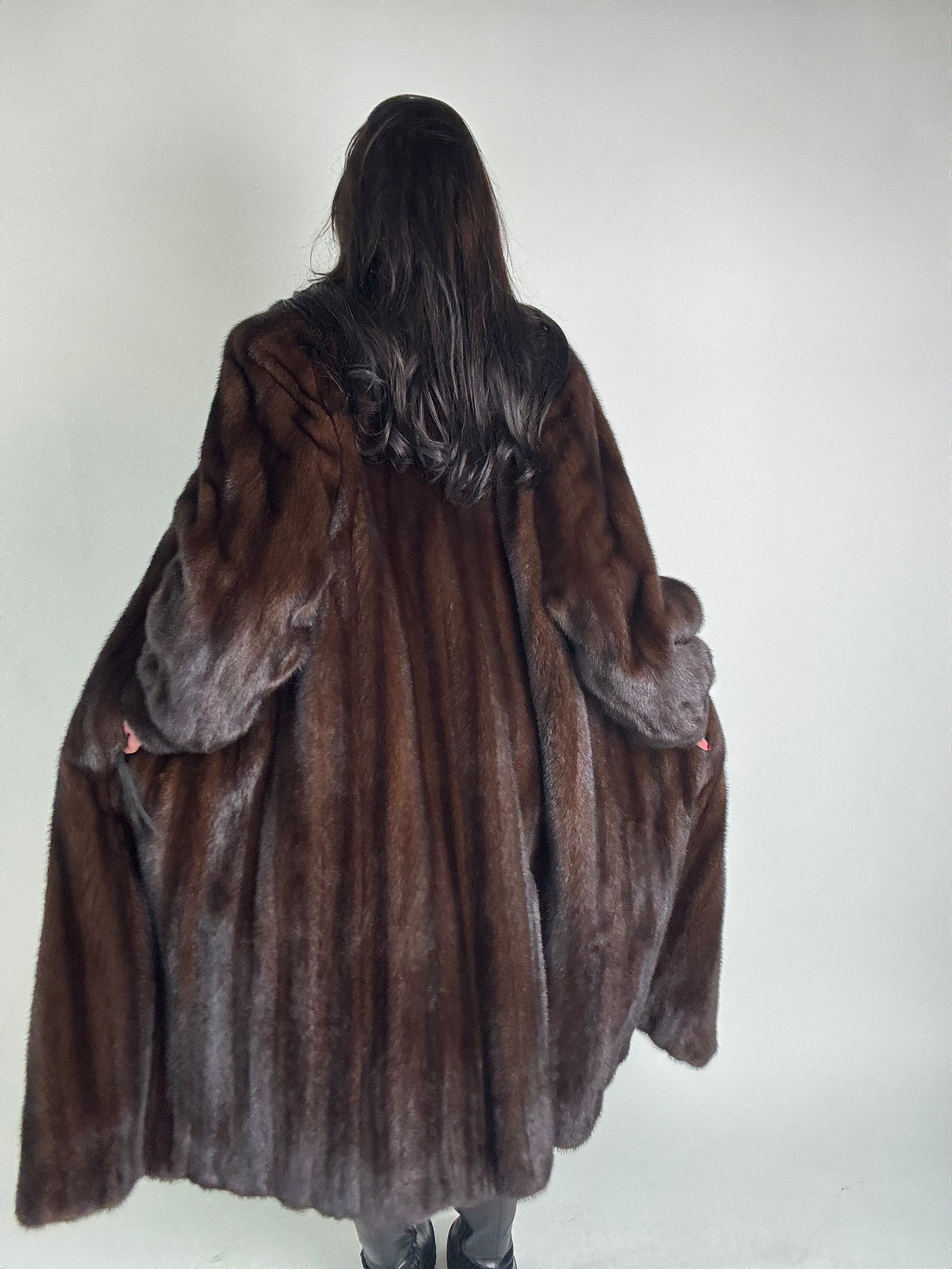 Cappotto in visone N440