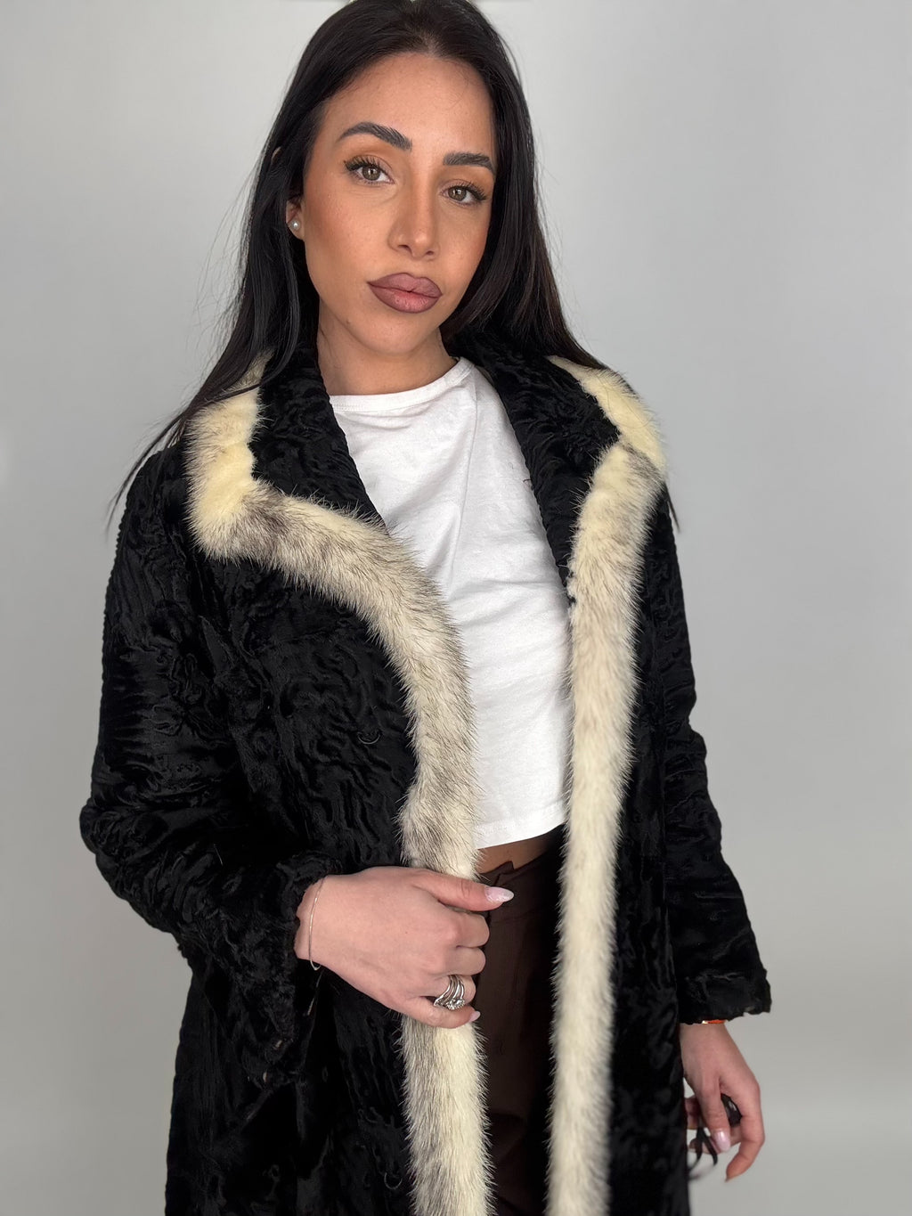 Cappotto in astrakan N440