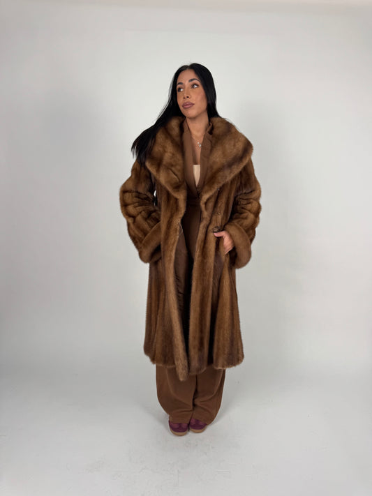 Cappotto in visone N751