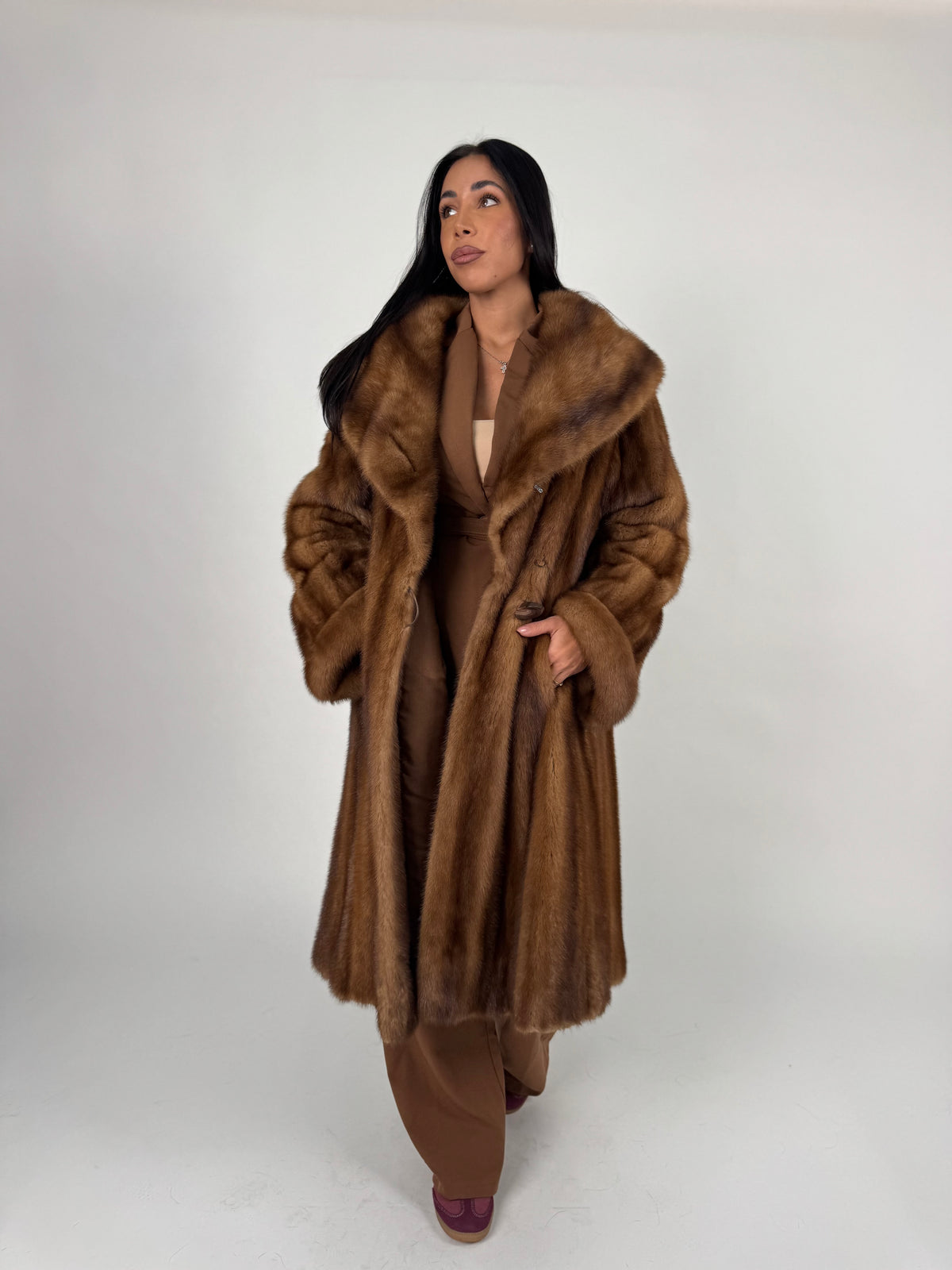 Cappotto in visone N751