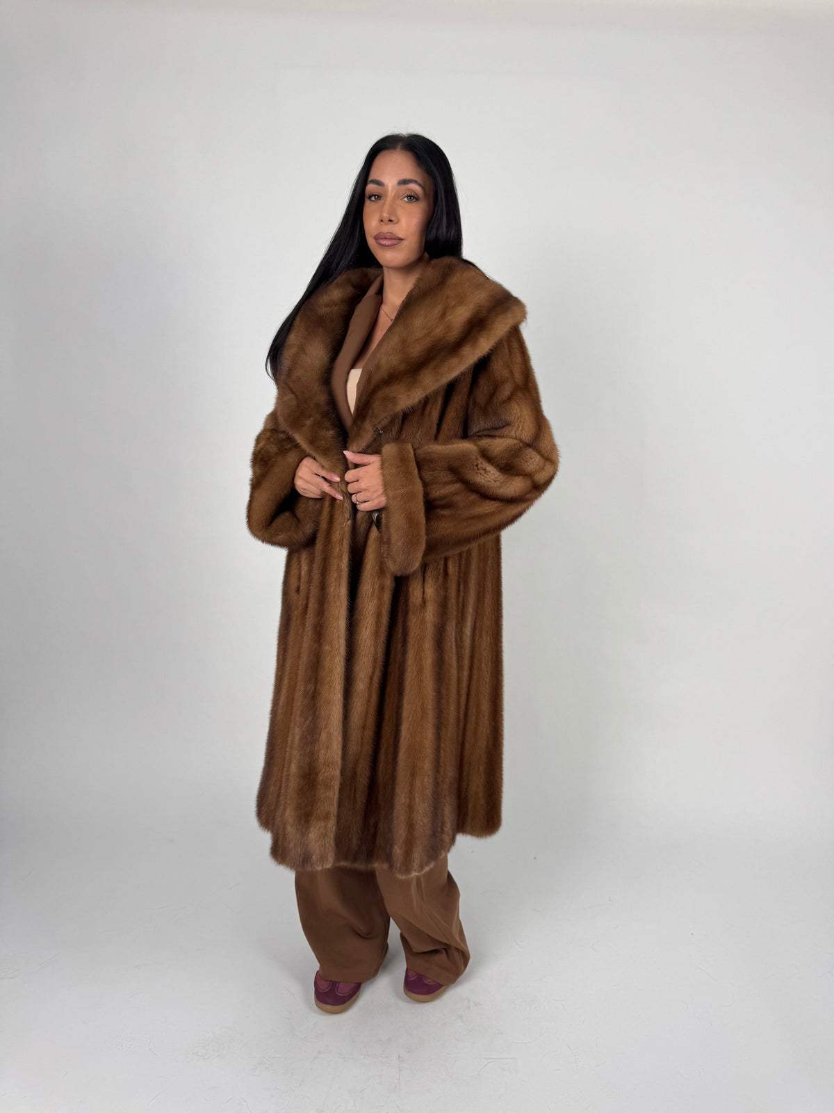 Cappotto in visone N751