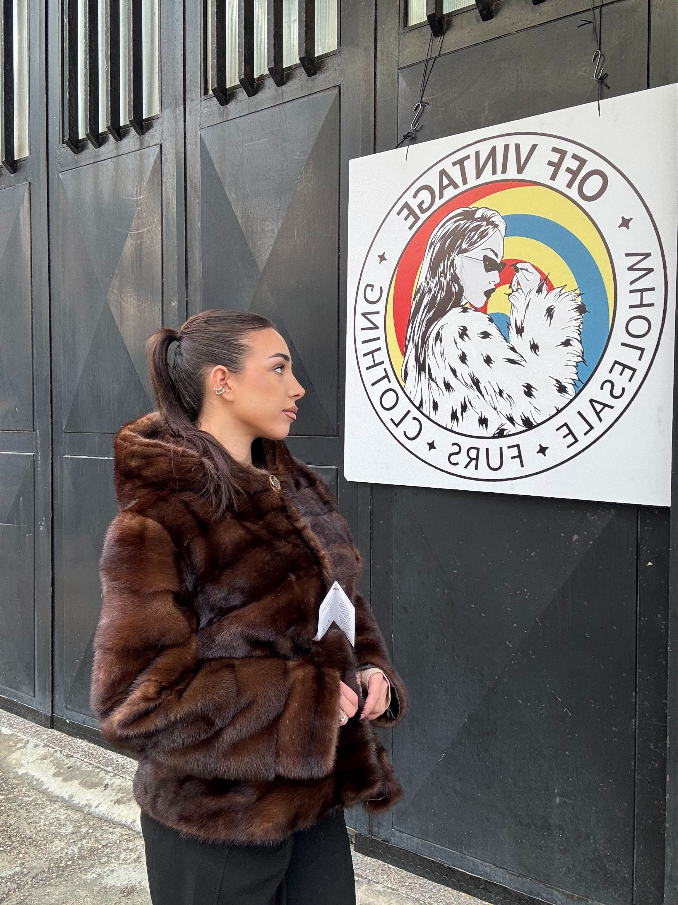 Giacca in visone cintura e cappuccio