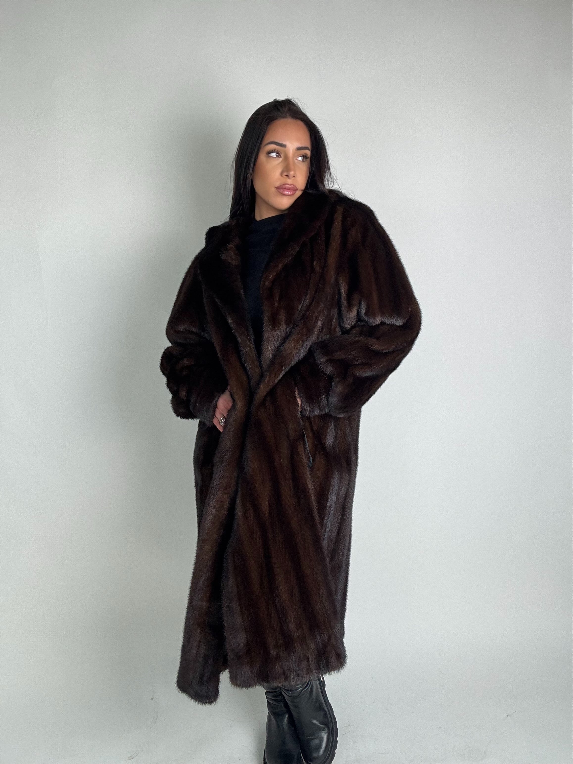 Cappotto in visone N440