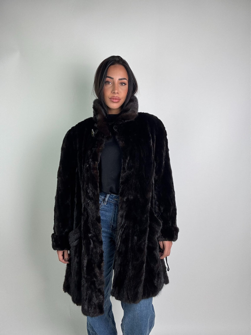 Cappotto in visone N381