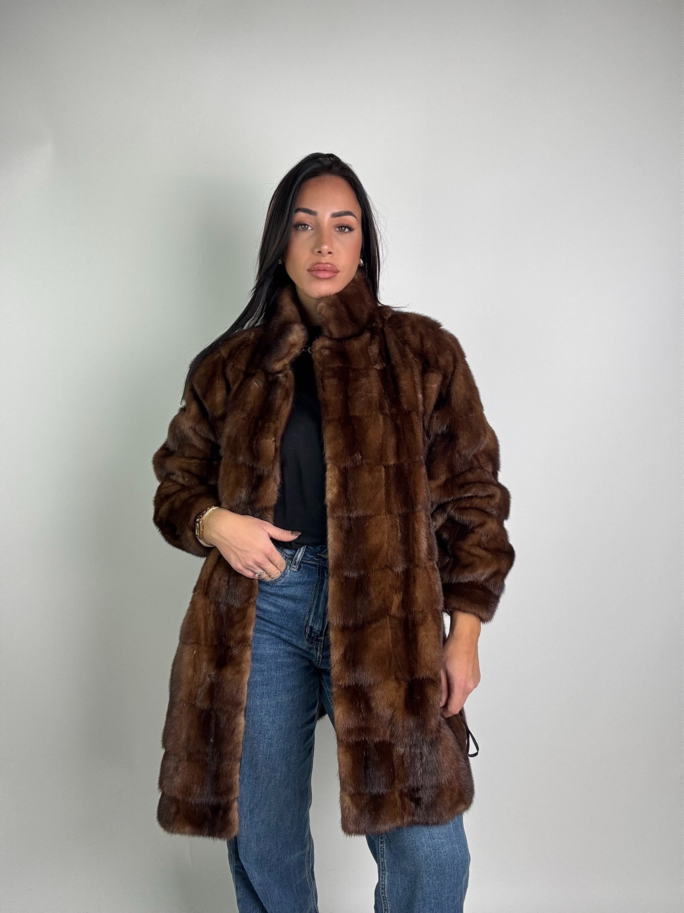 Cappotto in visone N382