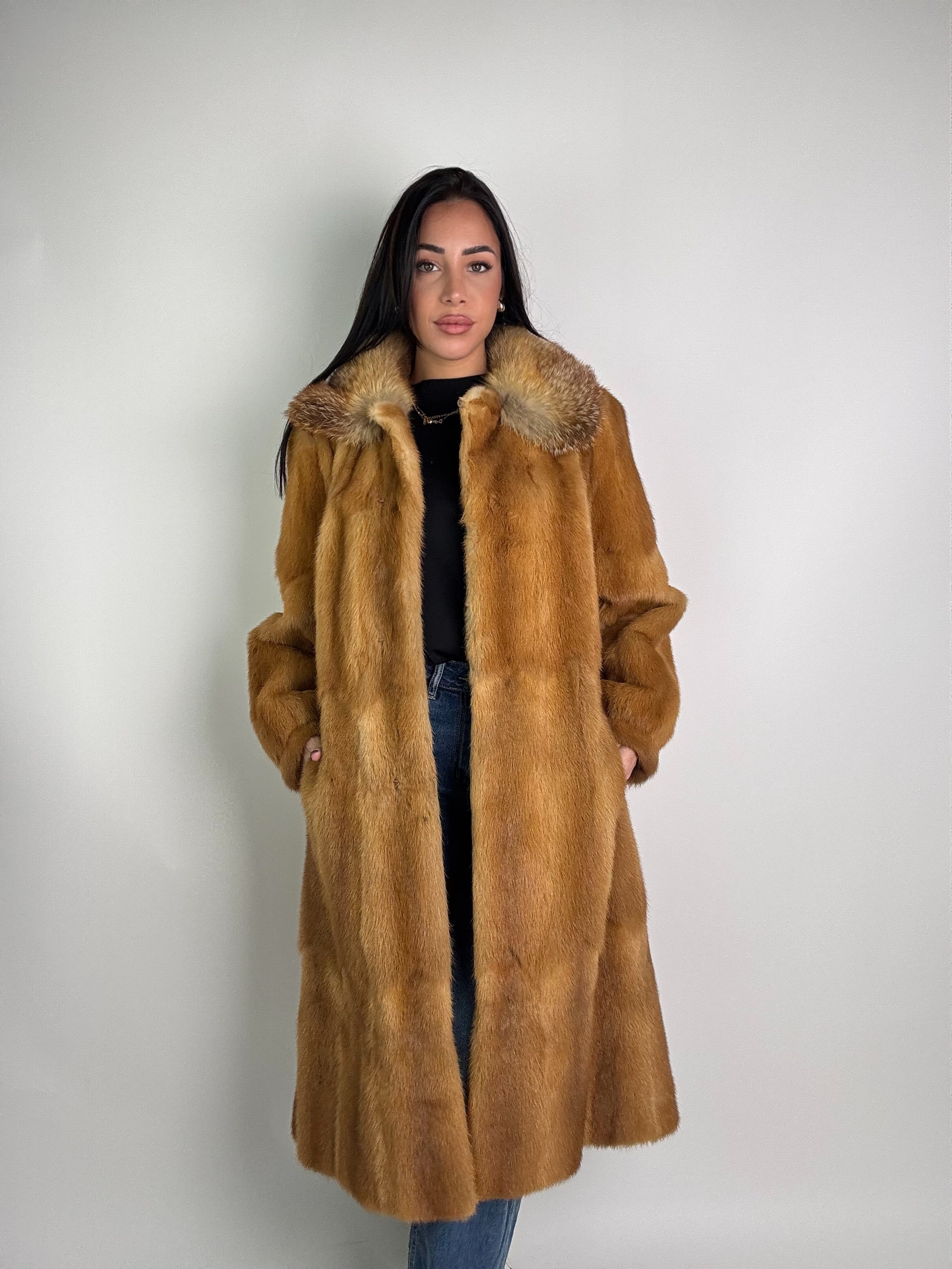 Cappotto in visone e volpe N384