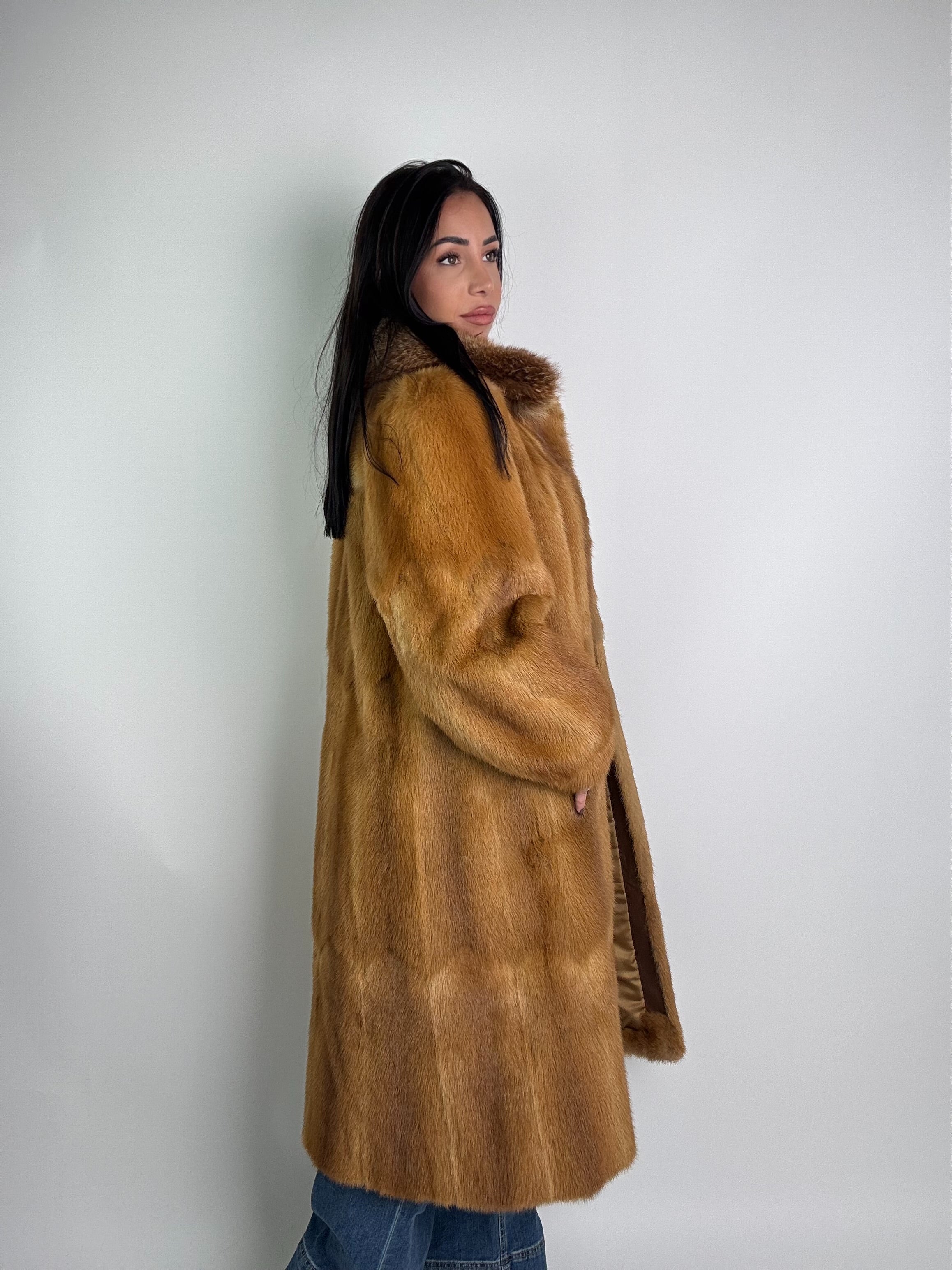 Cappotto in visone e volpe N384