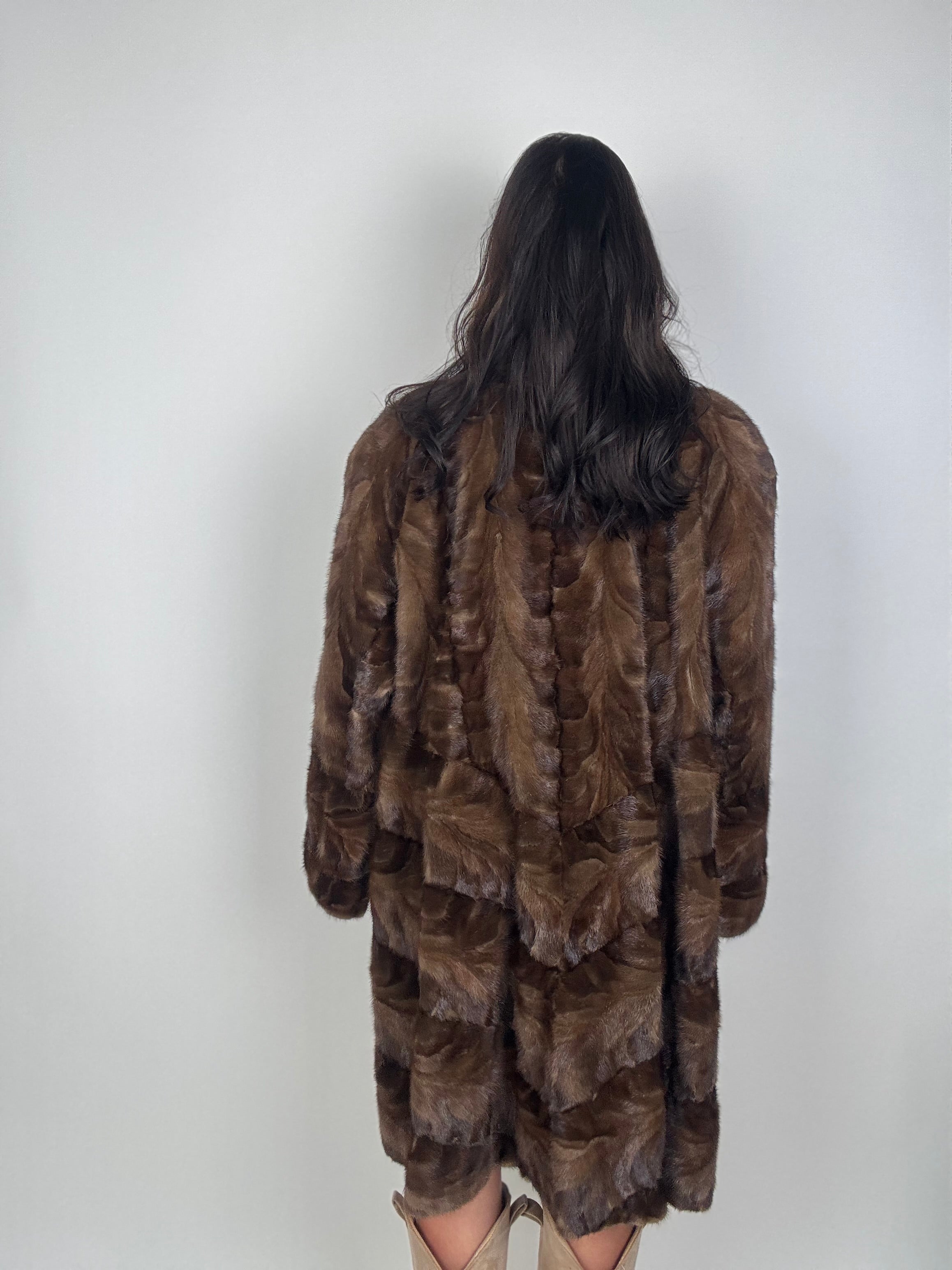 Cappotto in visone N664