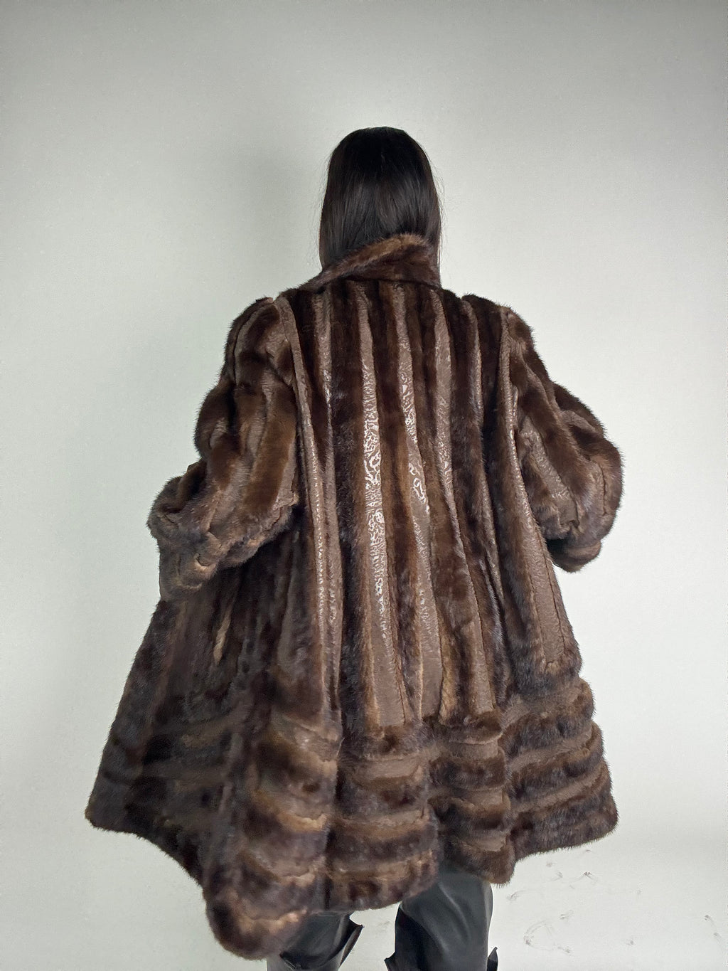 Cappotto in visone N505