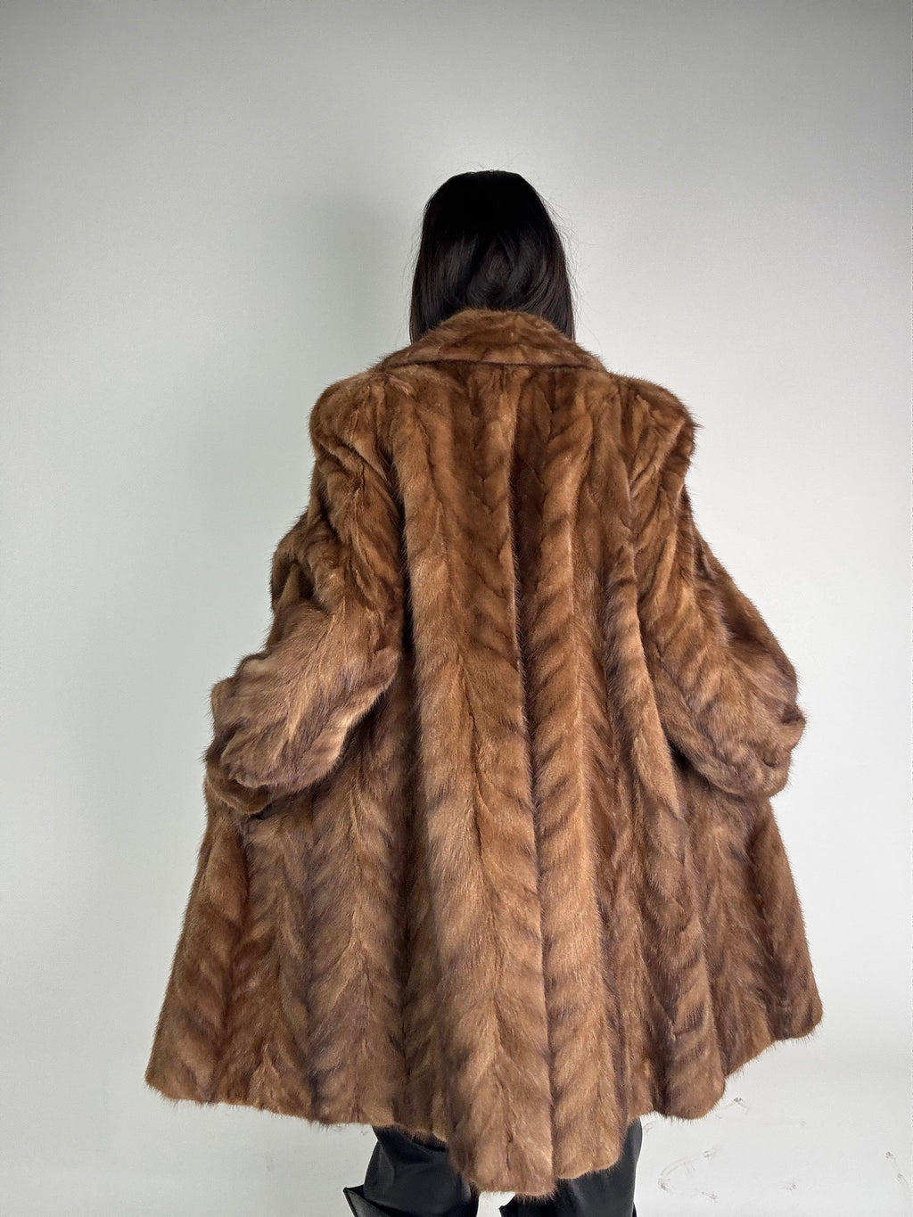 Cappotto in visone N506