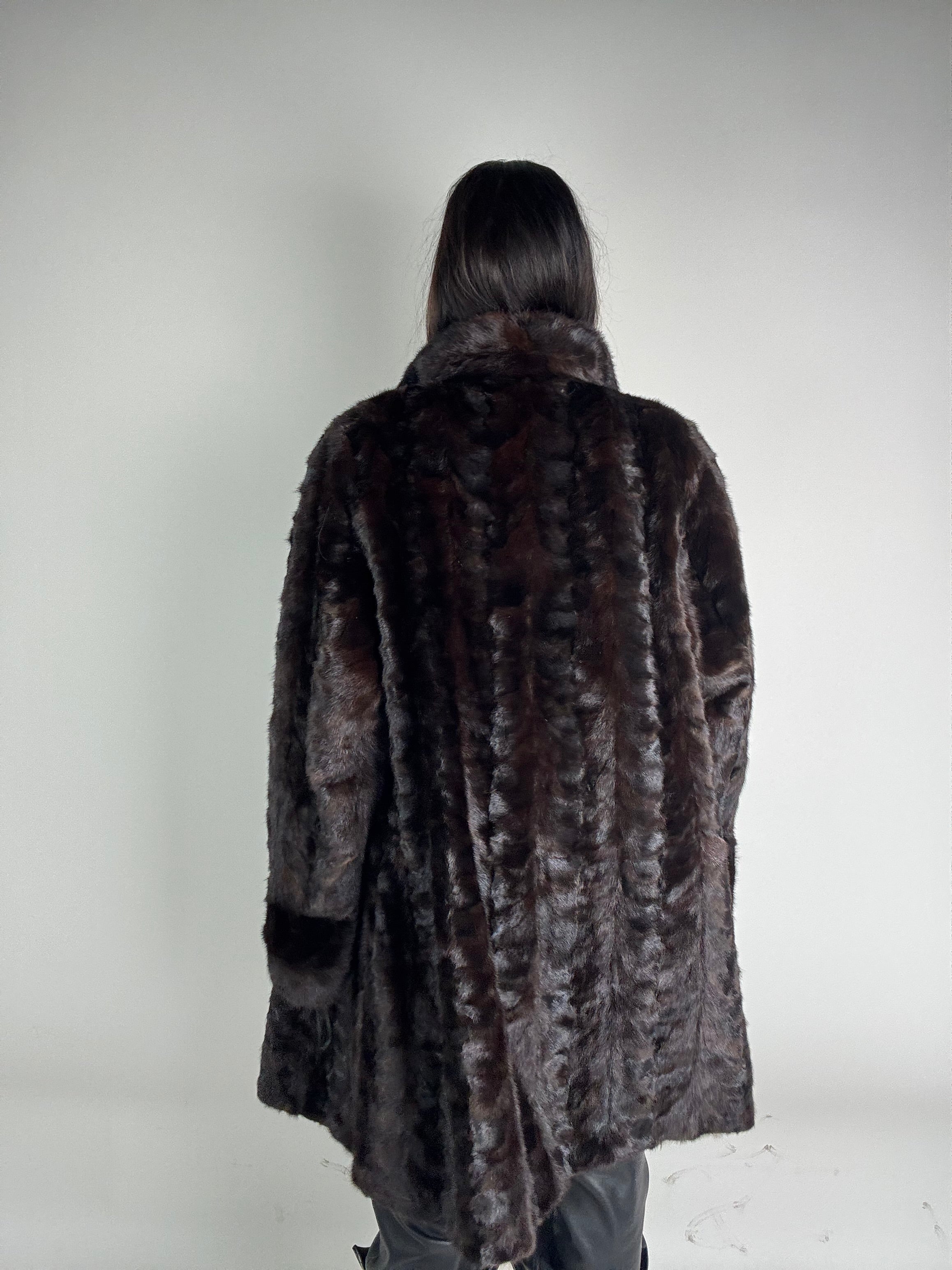 Cappotto in visone N507