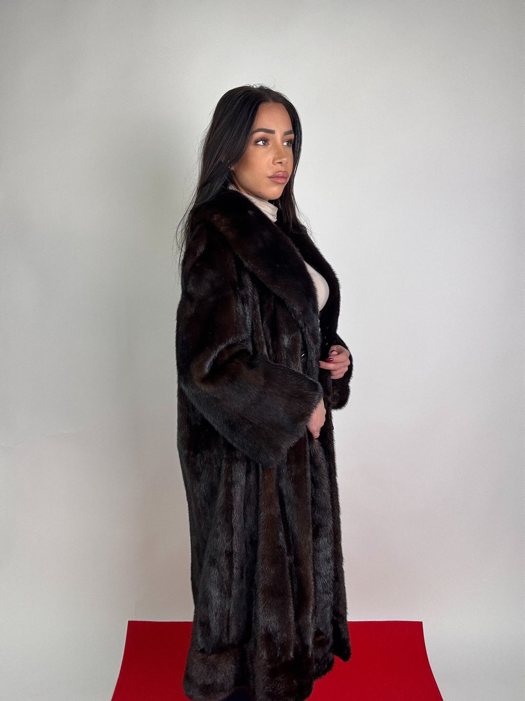 Cappotto in visone N443
