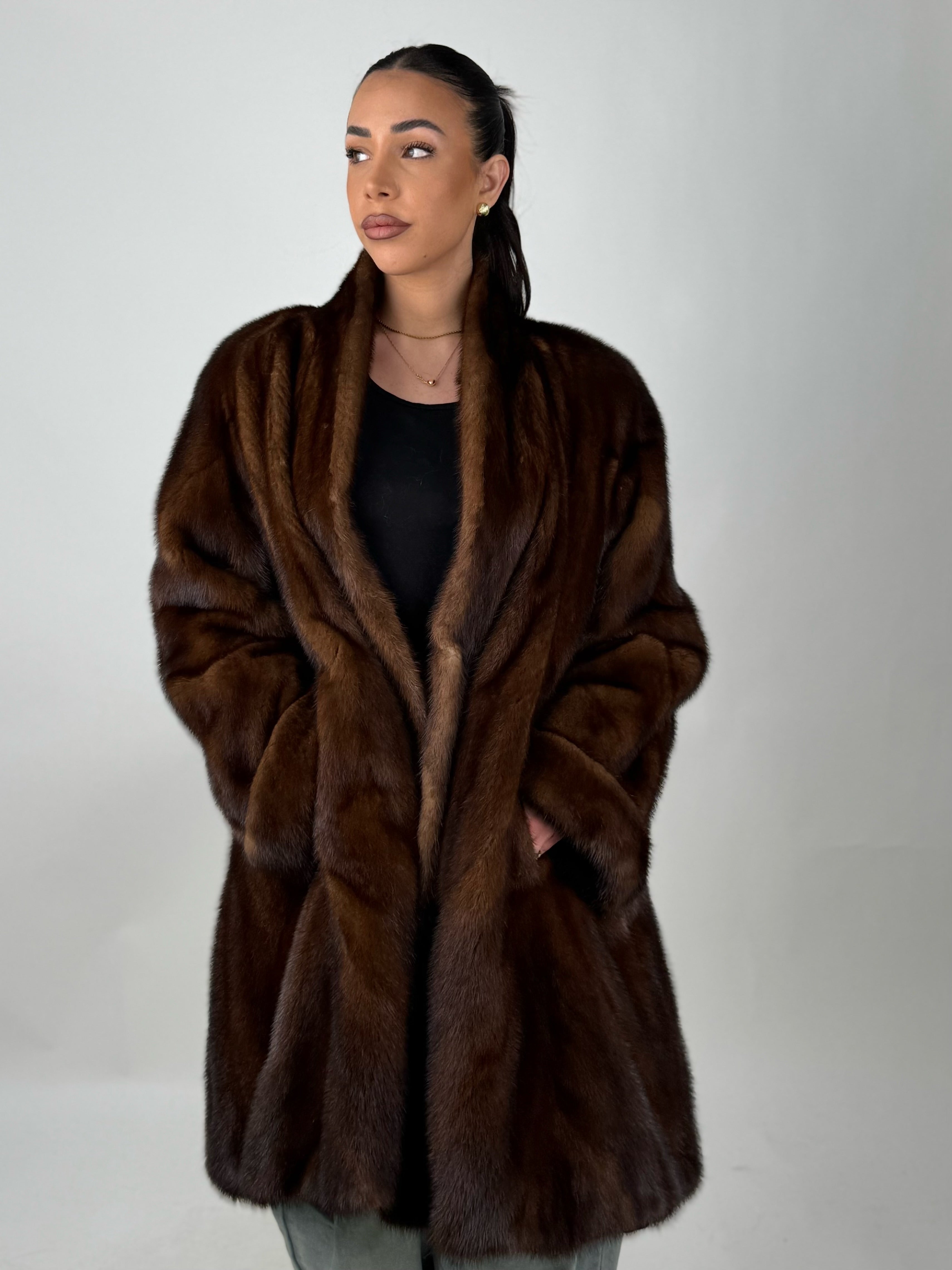 Cappotto in visone N611