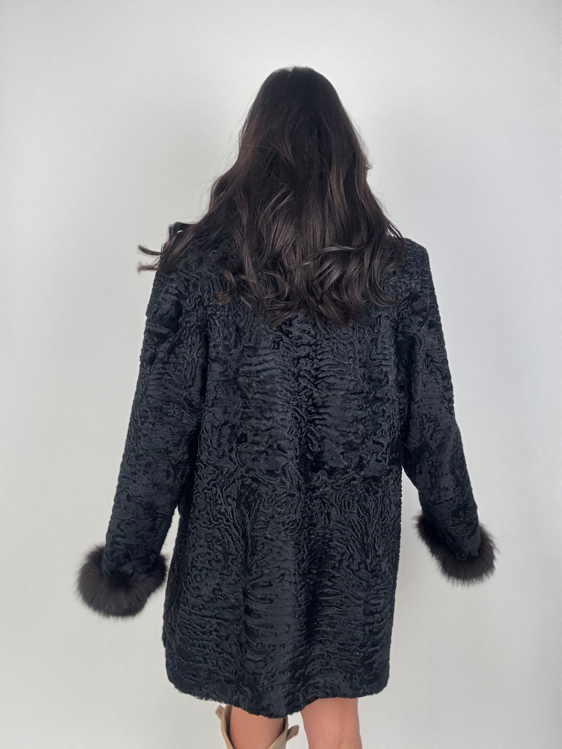 Cappotto in astrakan N76